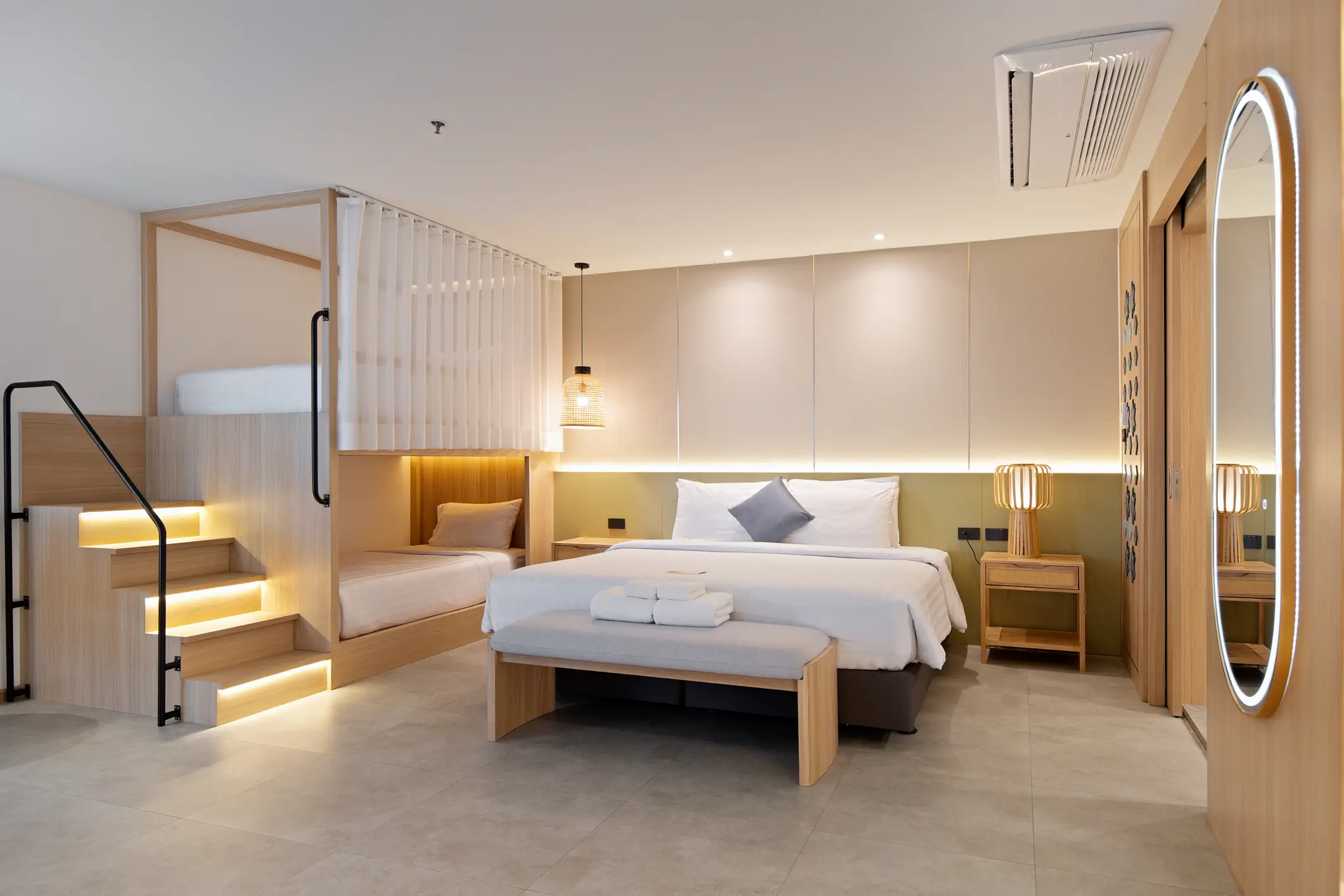 Jomtien Thani - zdjęcie 30