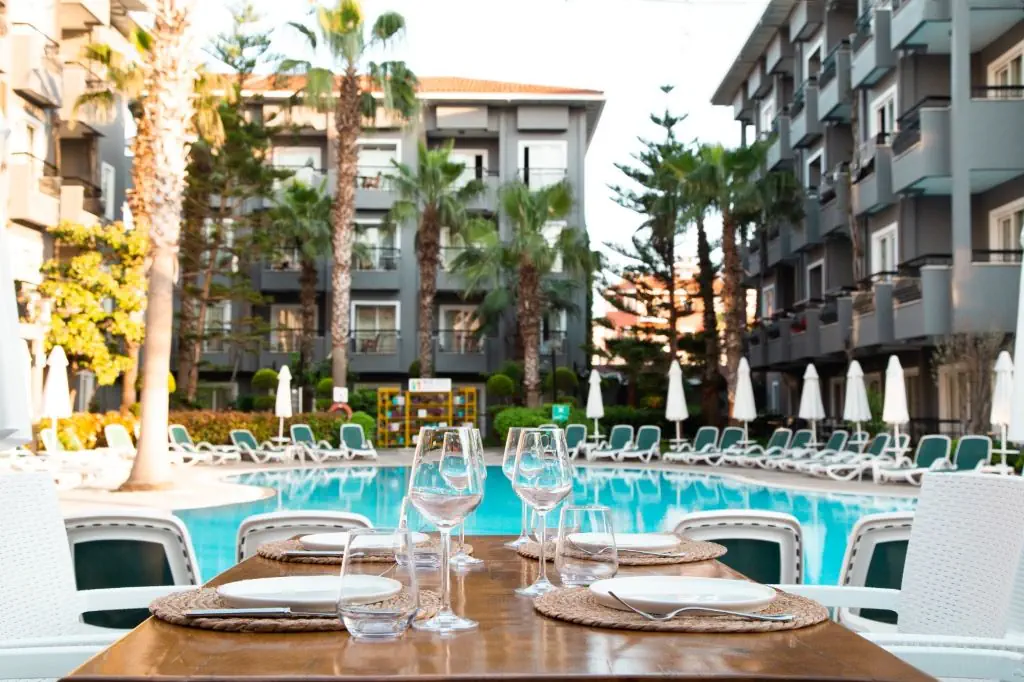 SUN CITY SIDE HOTEL