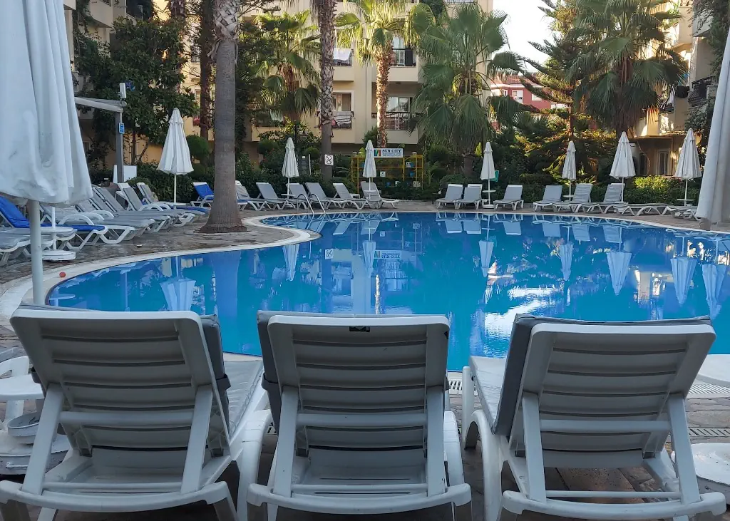 SUN CITY SIDE HOTEL