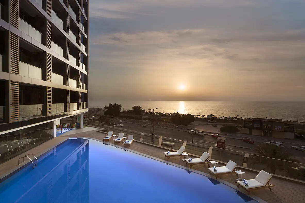 Wyndham Garden Ajman Corniche - zdjęcie 2