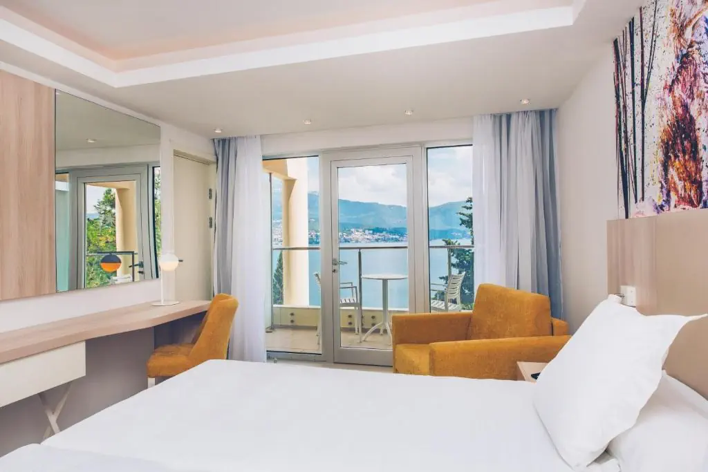 IBEROSTAR WAVES HERCEG NOVI