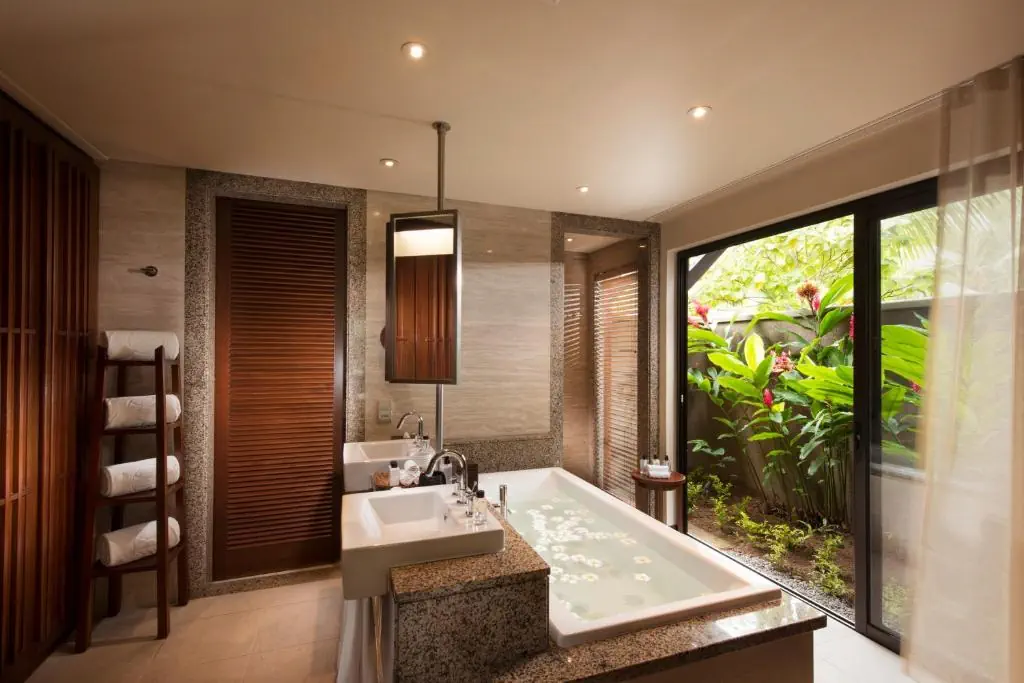 CONSTANCE EPHELIA SEYCHELLES