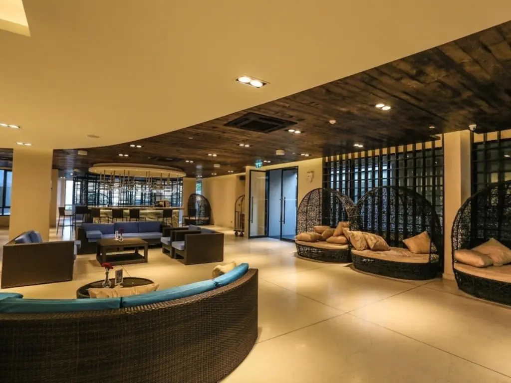 Golden Tulip Pattaya Beach Resort - zdjęcie 87