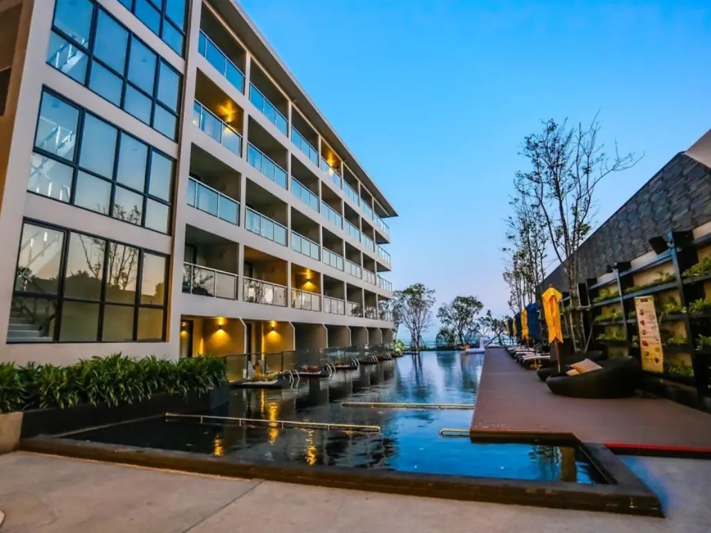 Golden Tulip Pattaya Beach Resort - zdjęcie 2