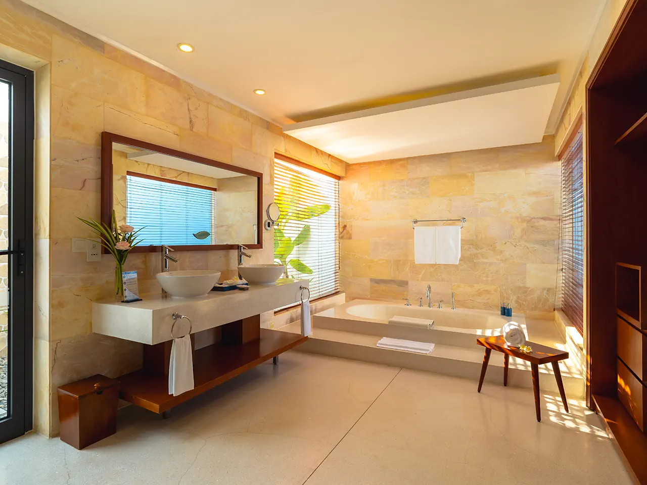 Riviera Beach Resort & Spa Cam Ranh - zdjęcie 65
