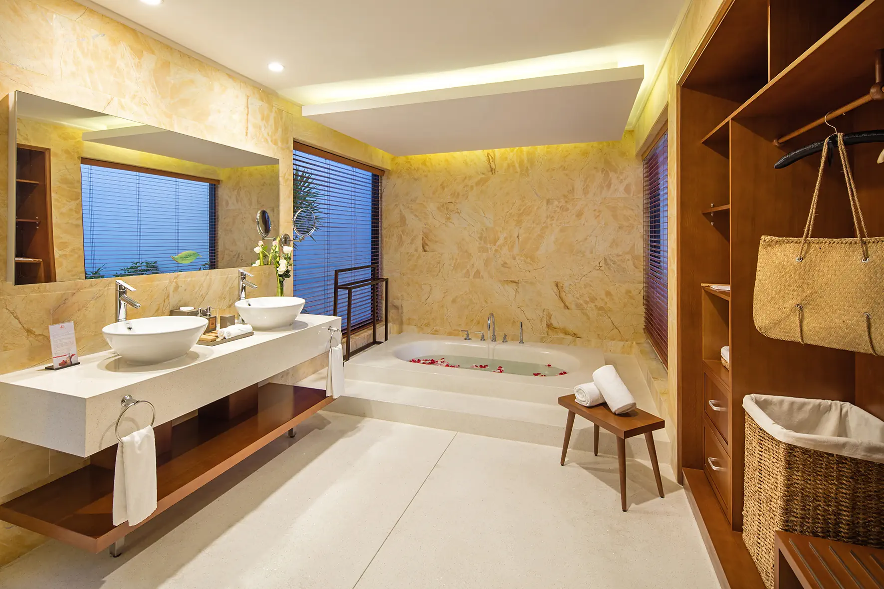 Riviera Beach Resort & Spa Cam Ranh - zdjęcie 58