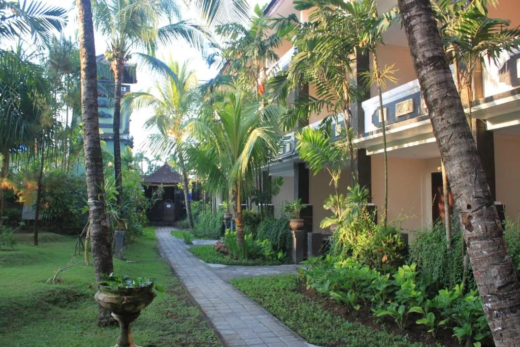BAKUNG BEACH RESORT