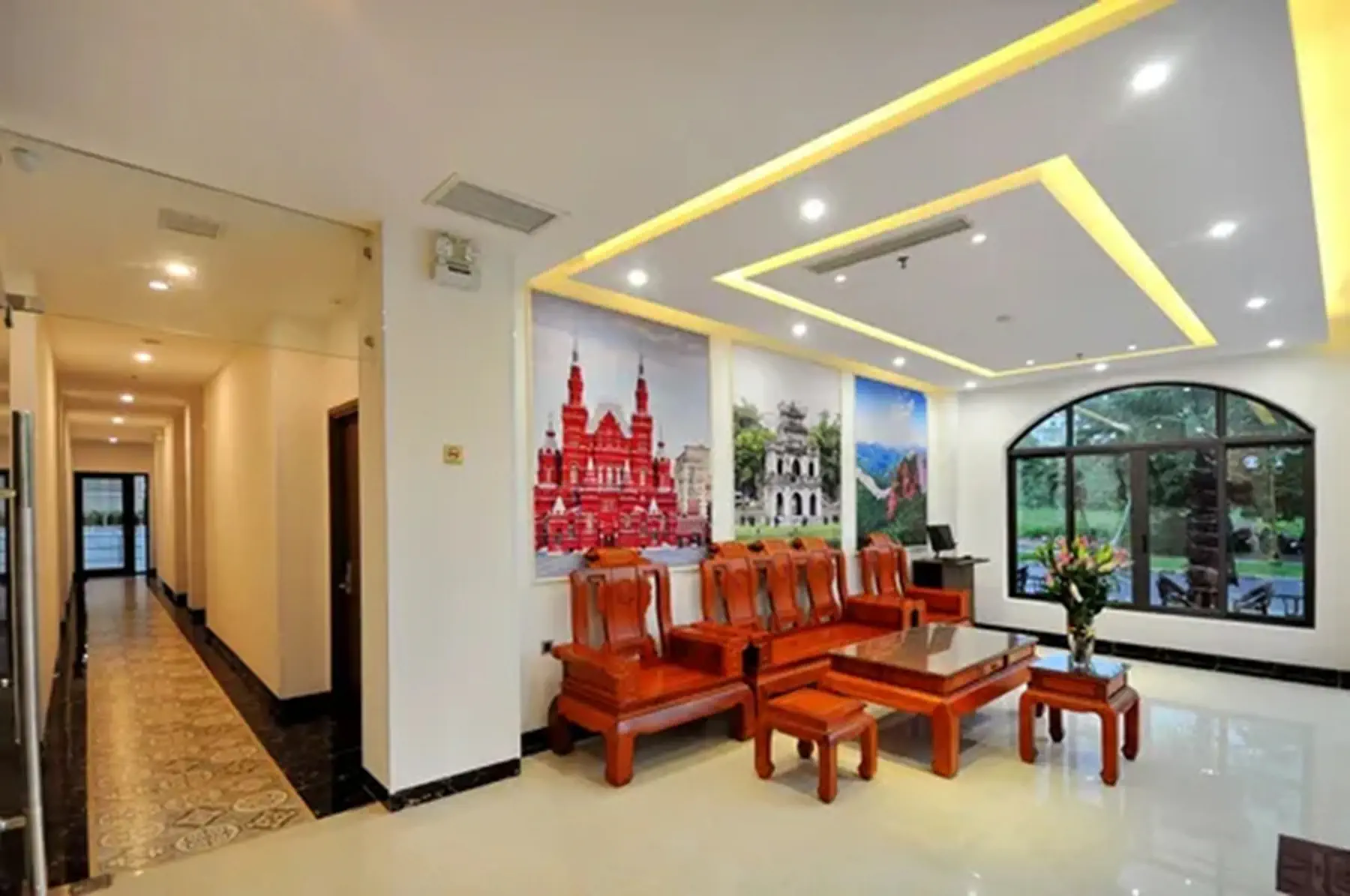 Crown Nguyen Hoang - zdjęcie 14
