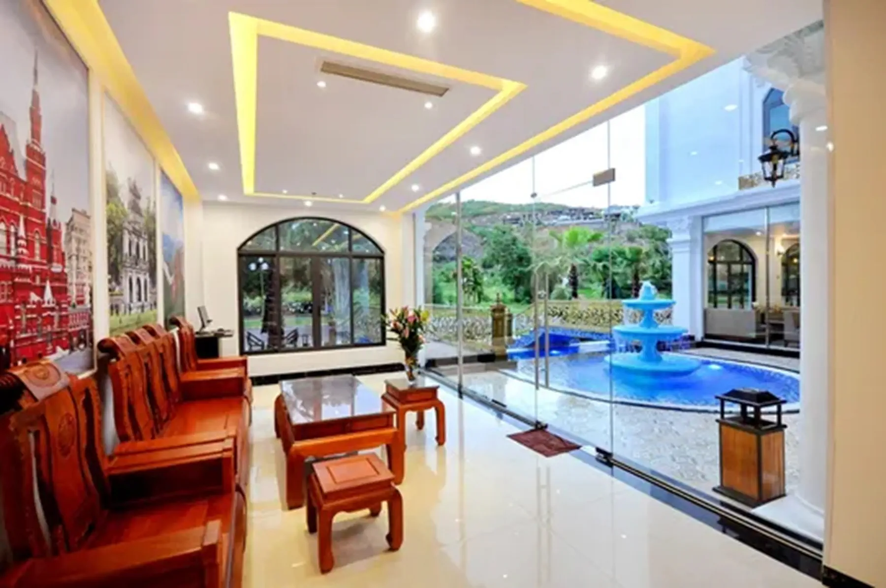 Crown Nguyen Hoang - zdjęcie 16