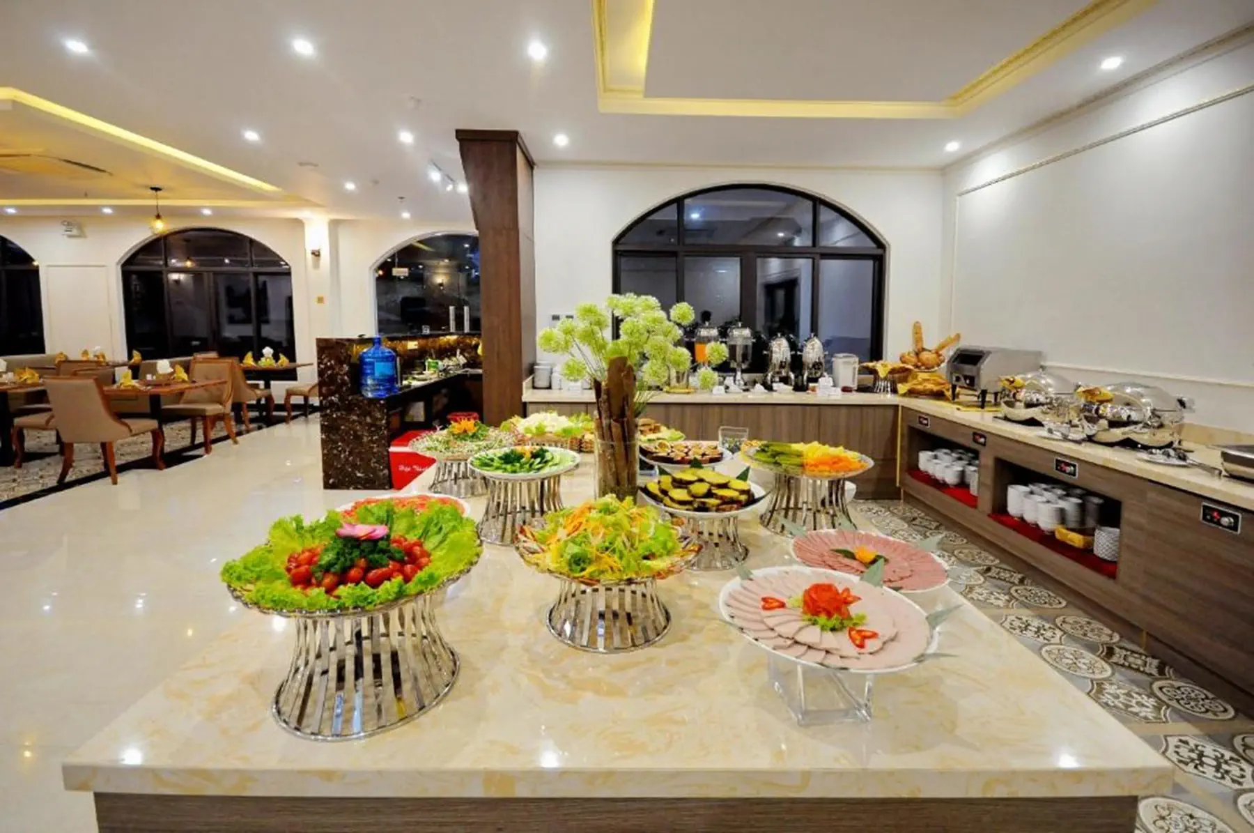 Crown Nguyen Hoang - zdjęcie 47