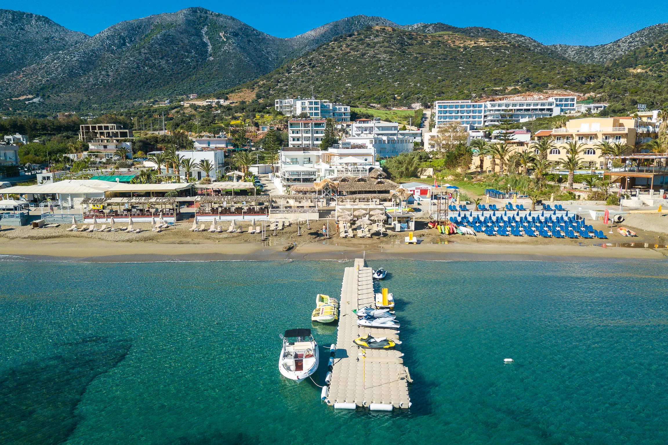 Nostos Beach Boutique - zdjęcie 32