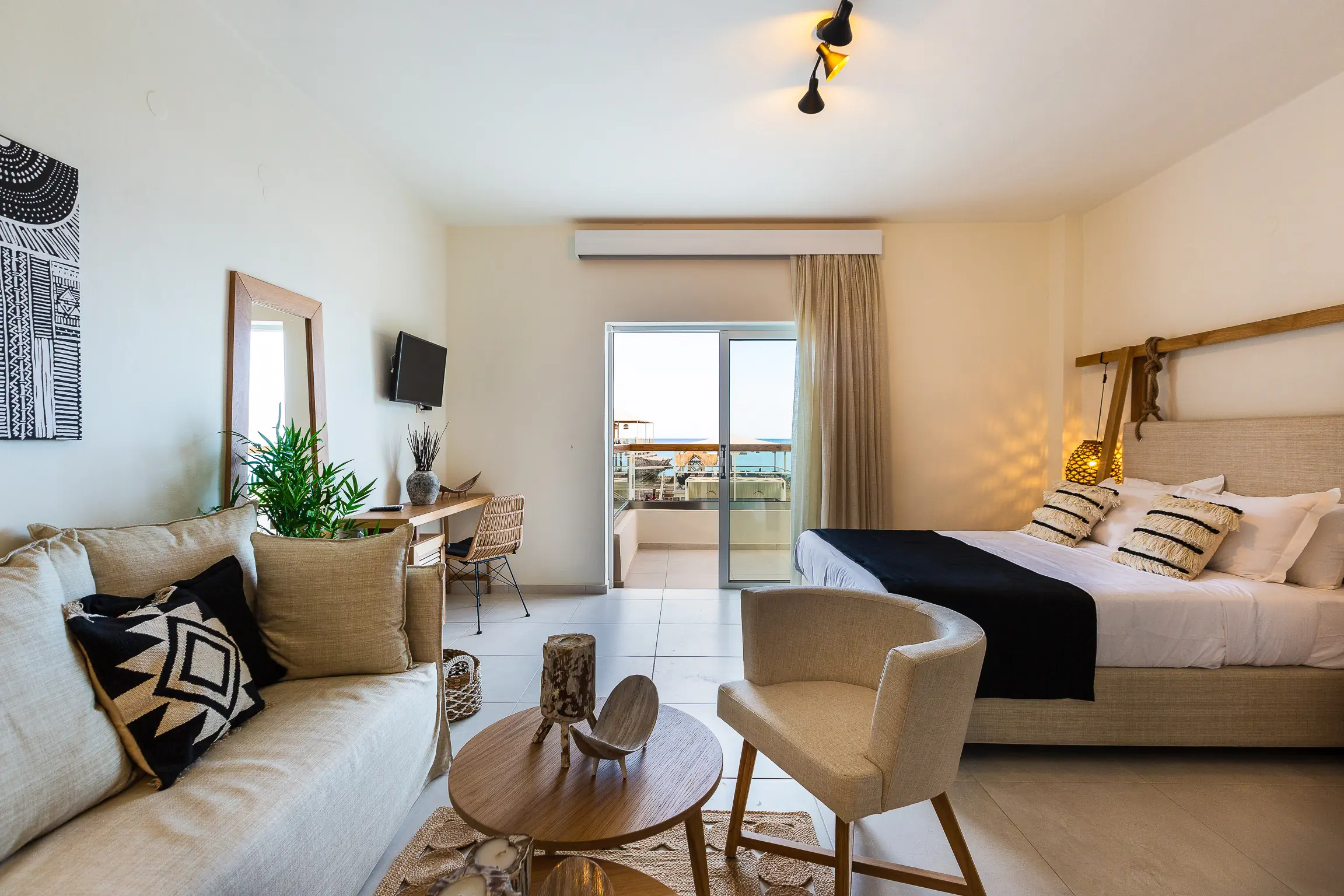 Nostos Beach Boutique - zdjęcie 11