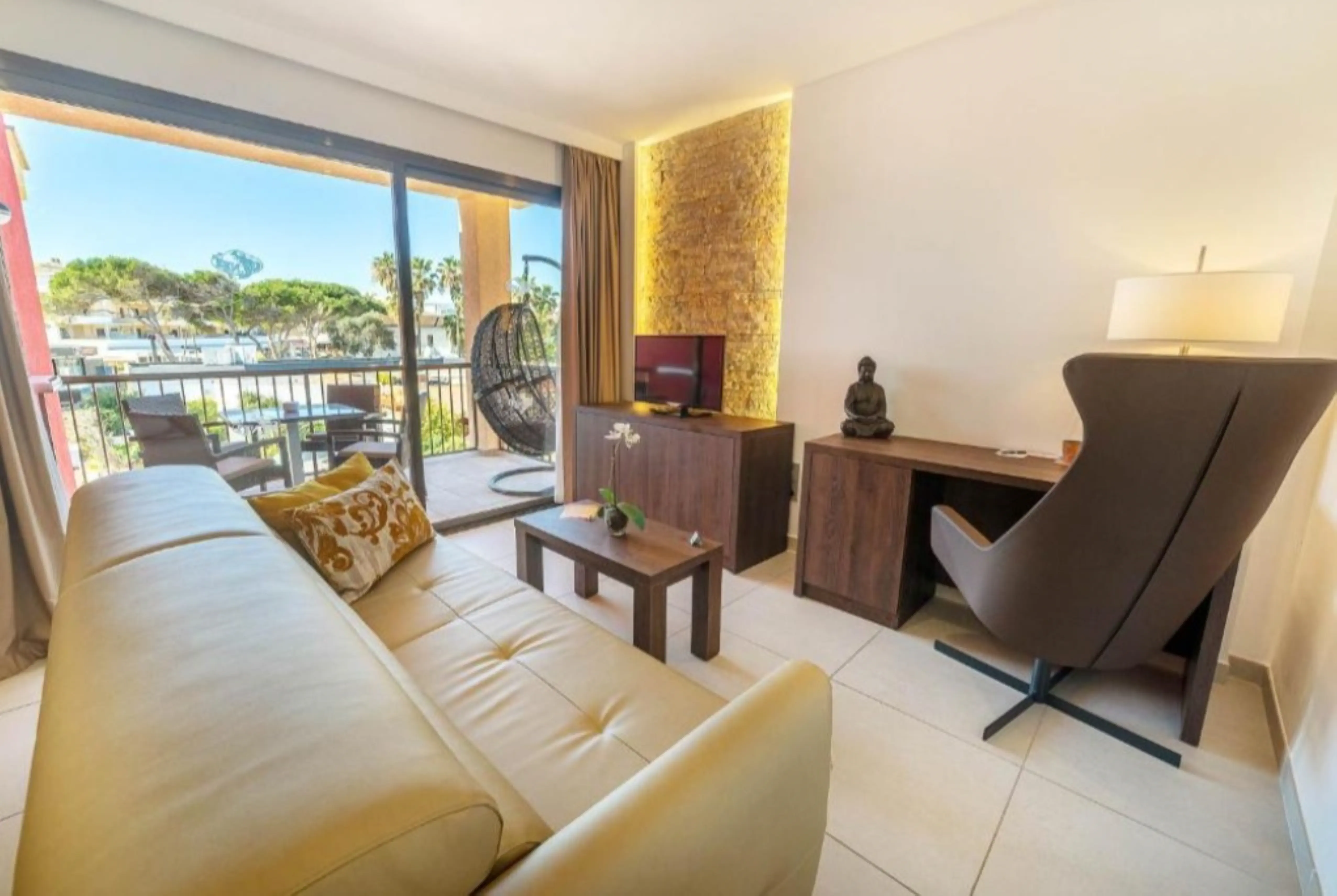 PARADISE RESIDENCIAL