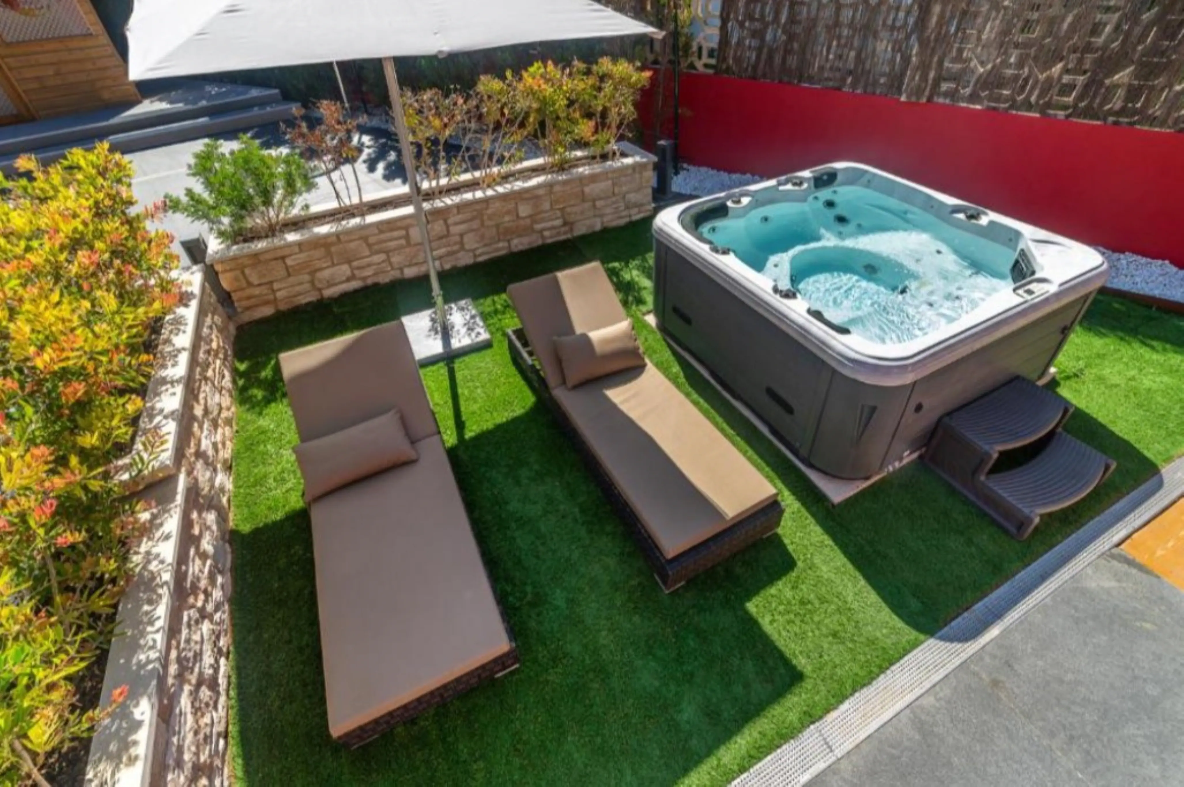PARADISE RESIDENCIAL
