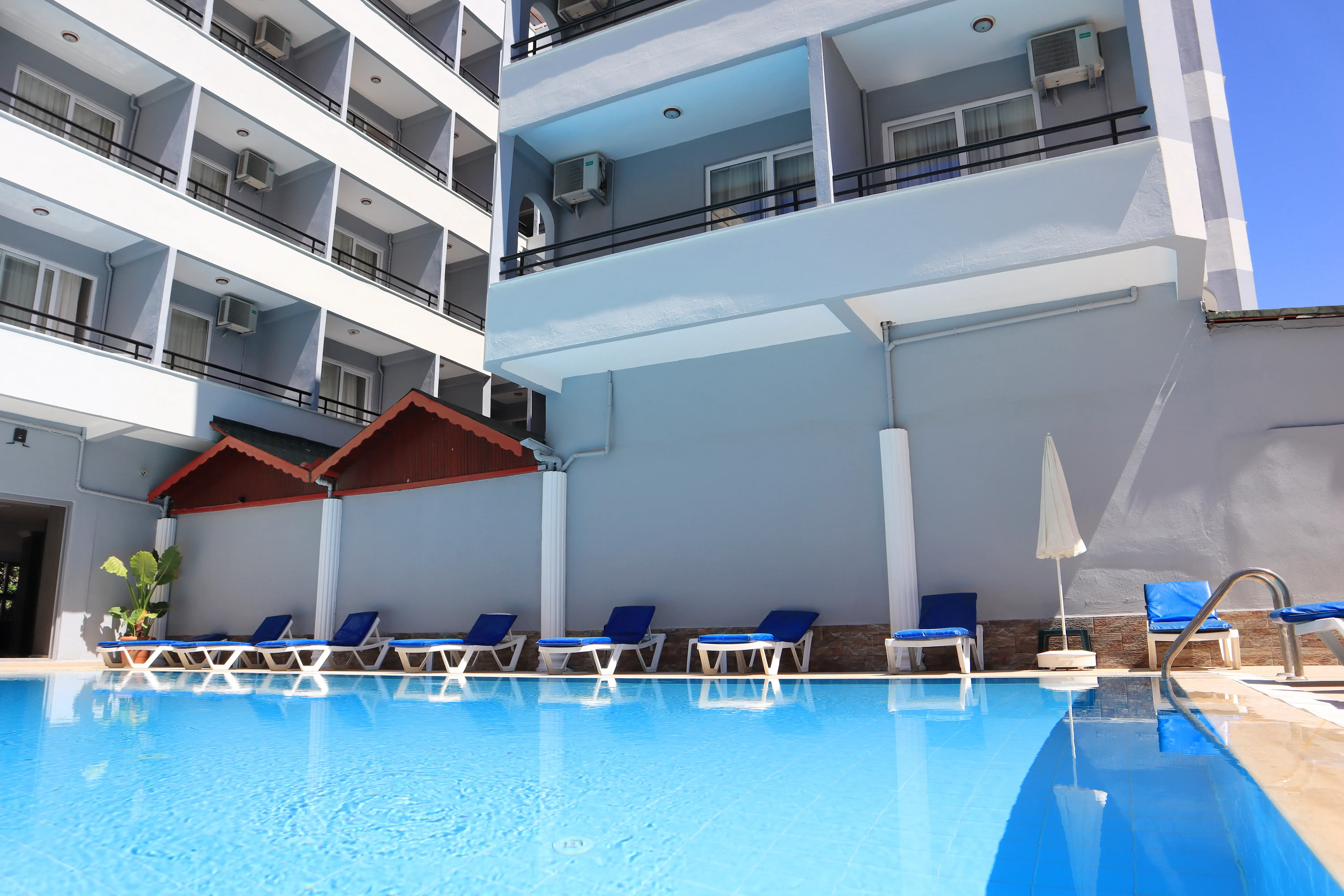 KLEOPATRA SMILE HOTEL