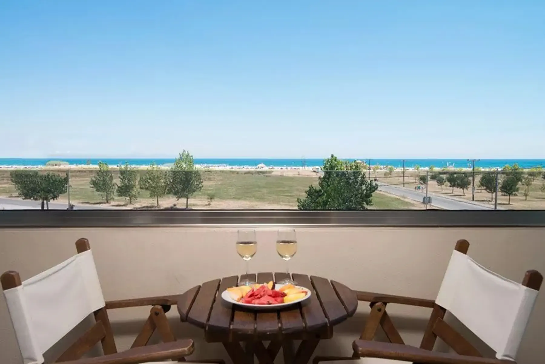 Cosmopolitan (Paralia) - zdjęcie 6