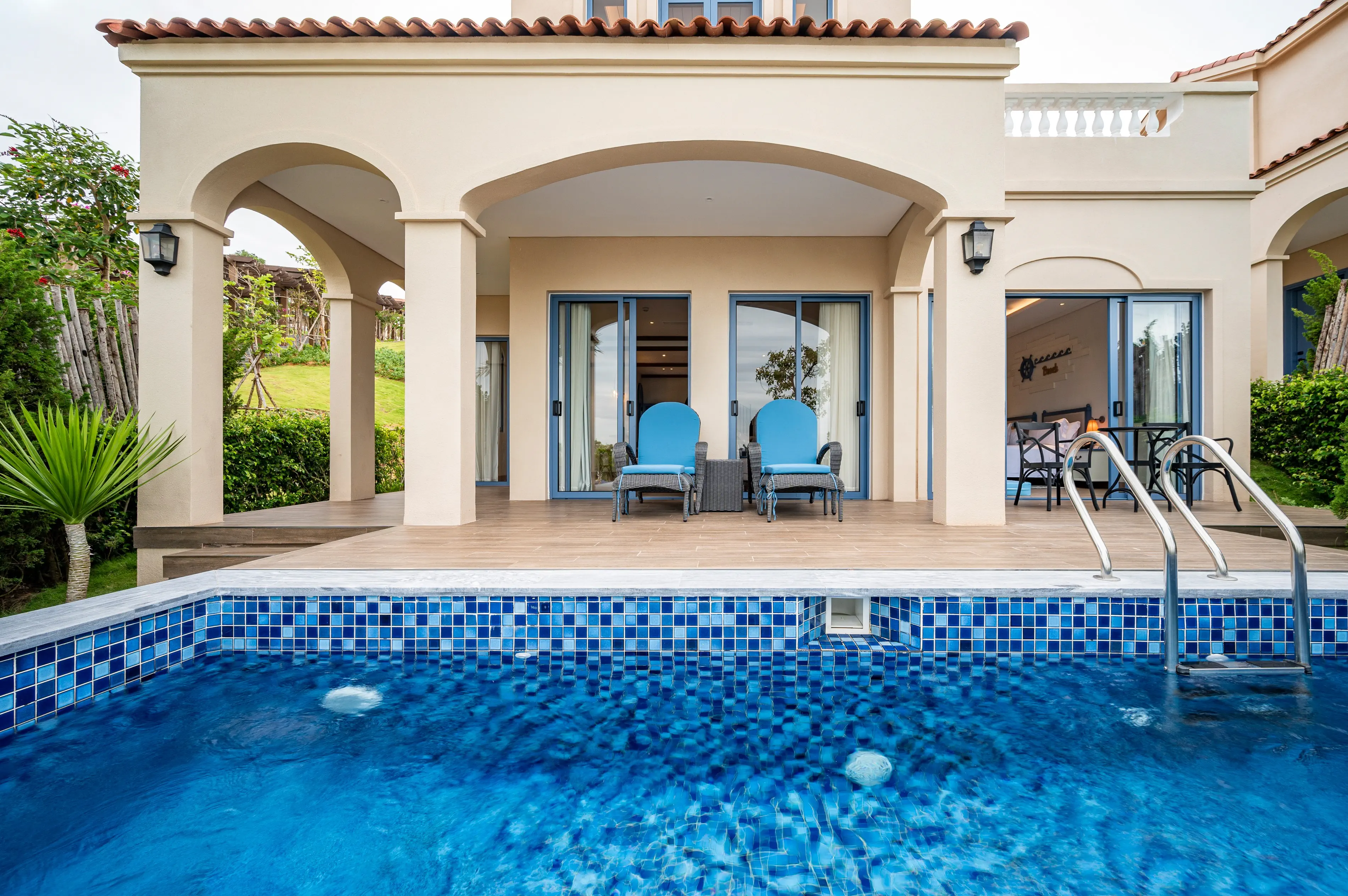 CENTARA MIRAGE RESORT MUI NE