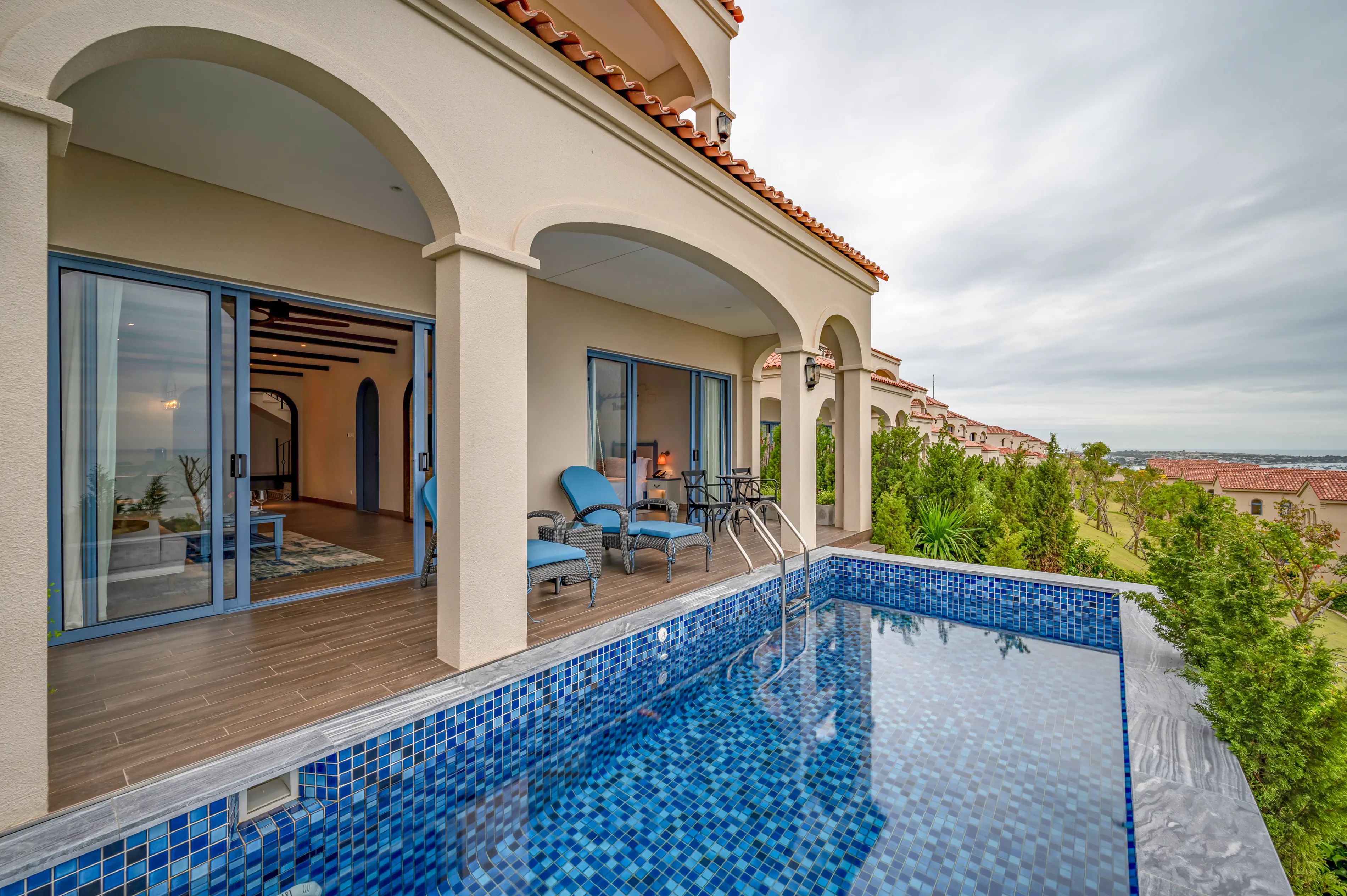 CENTARA MIRAGE RESORT MUI NE