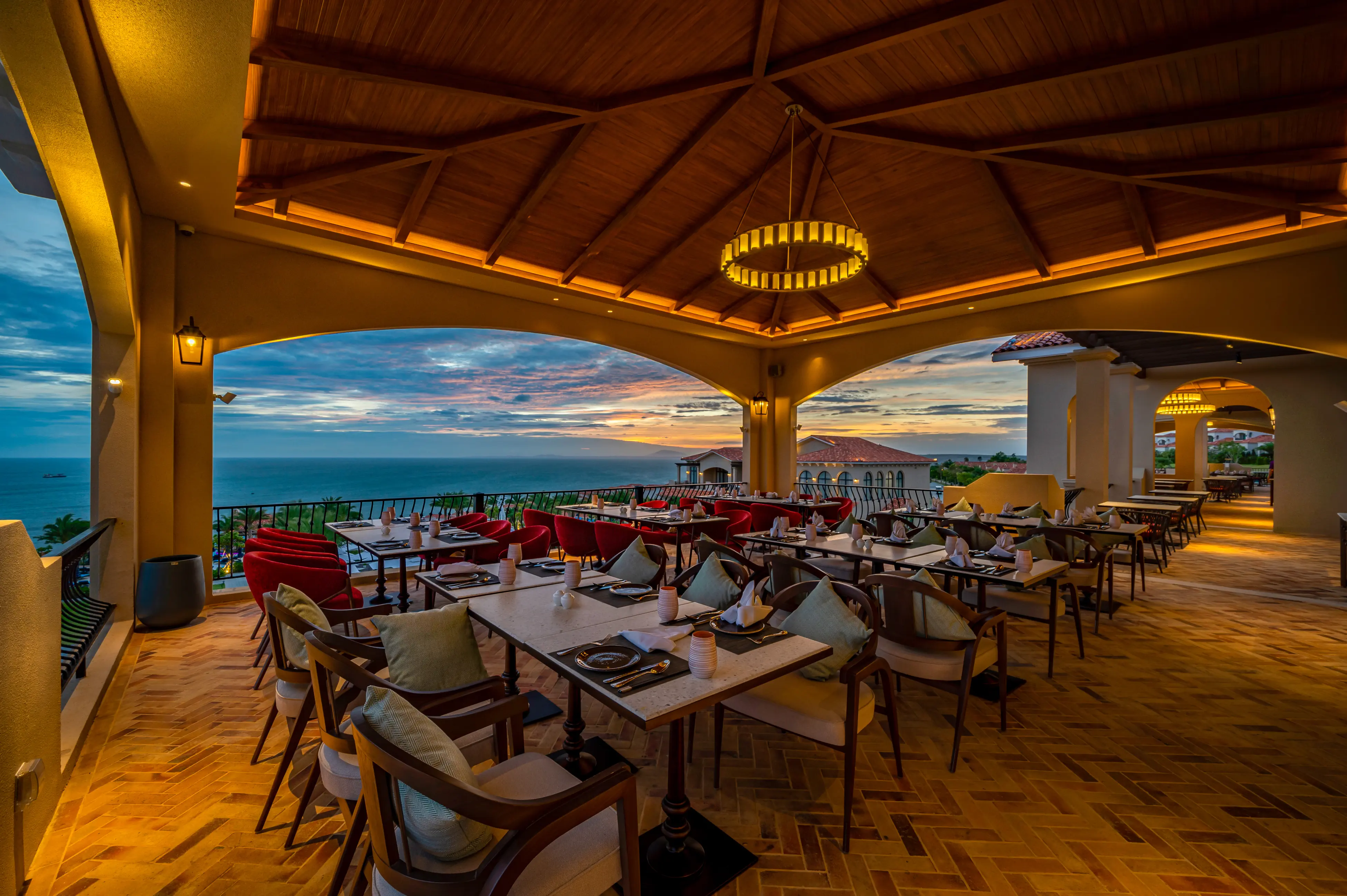 CENTARA MIRAGE RESORT MUI NE