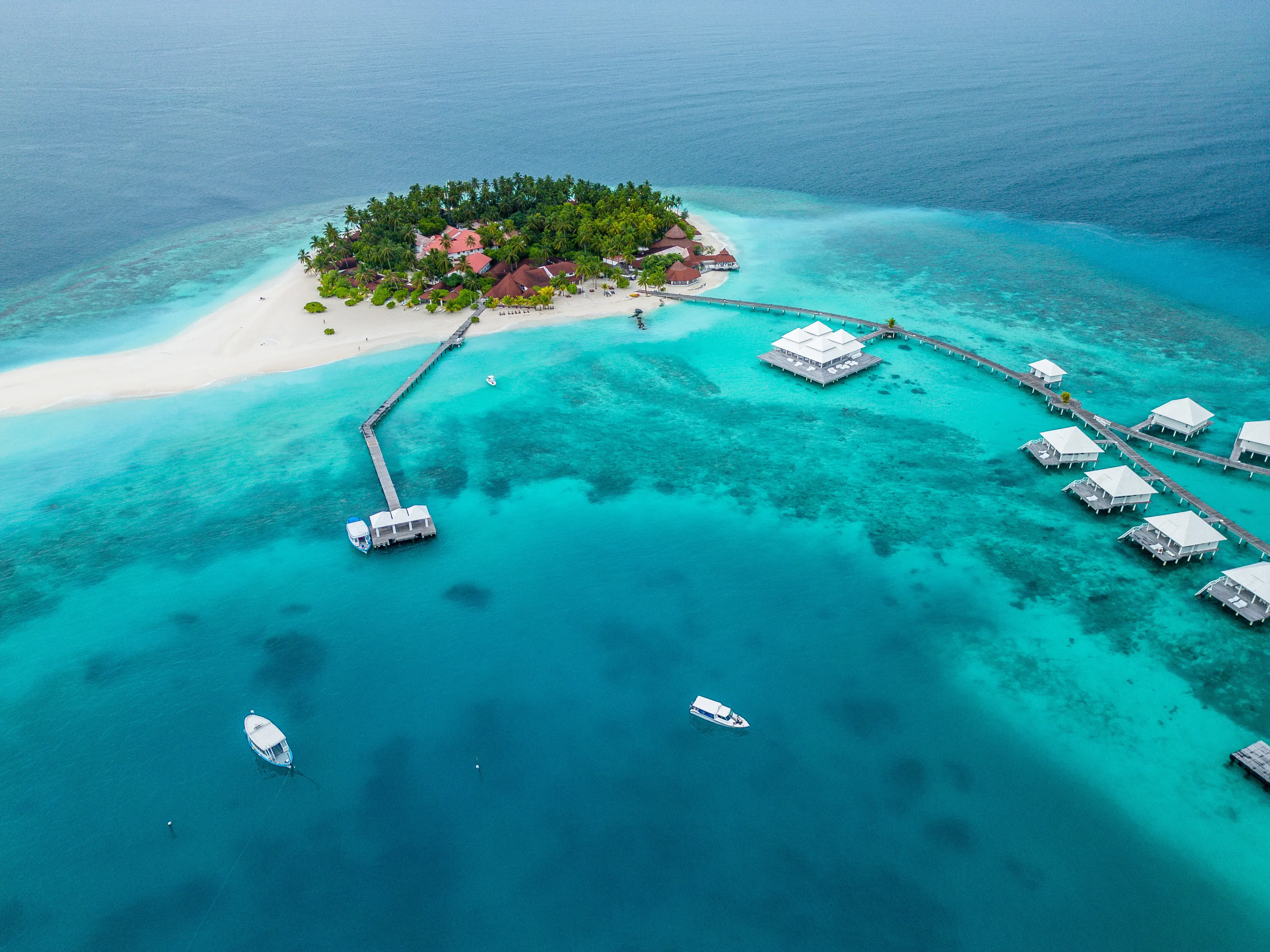 Diamonds Thudufushi Beach & Water Villas photo 0