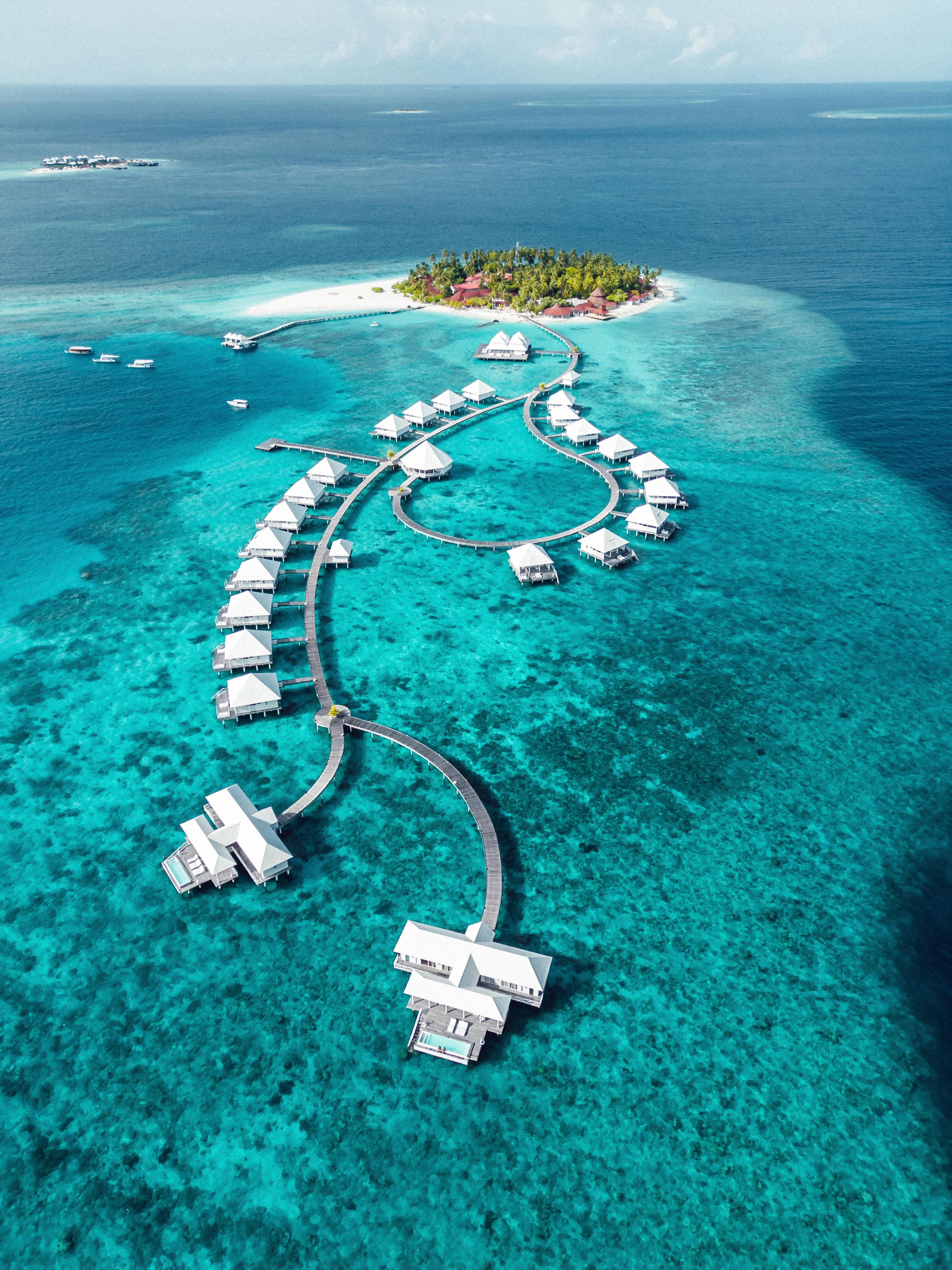 Diamonds Thudufushi Beach & Water Villas photo 2