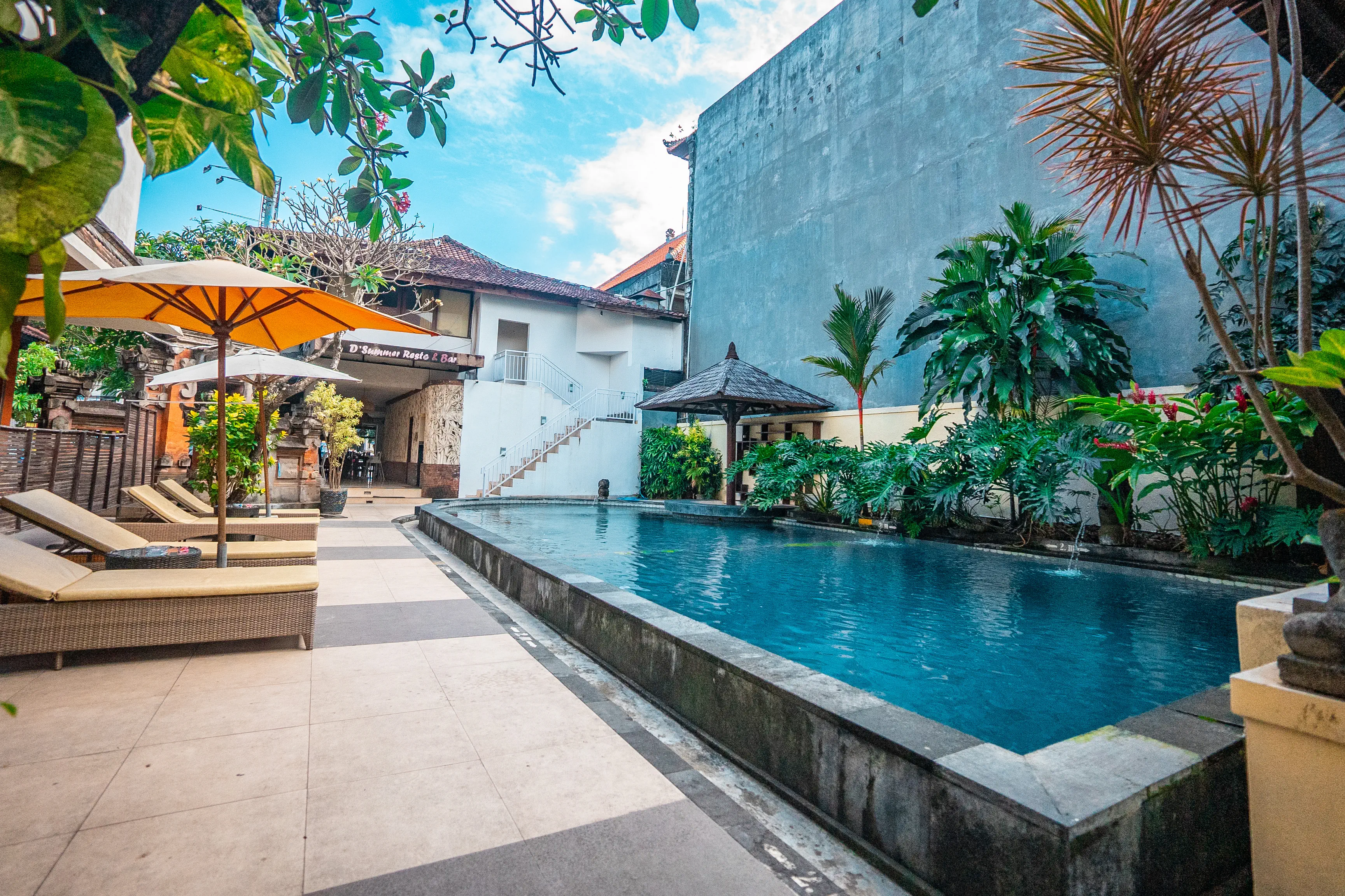 BALI SUMMER HOTEL