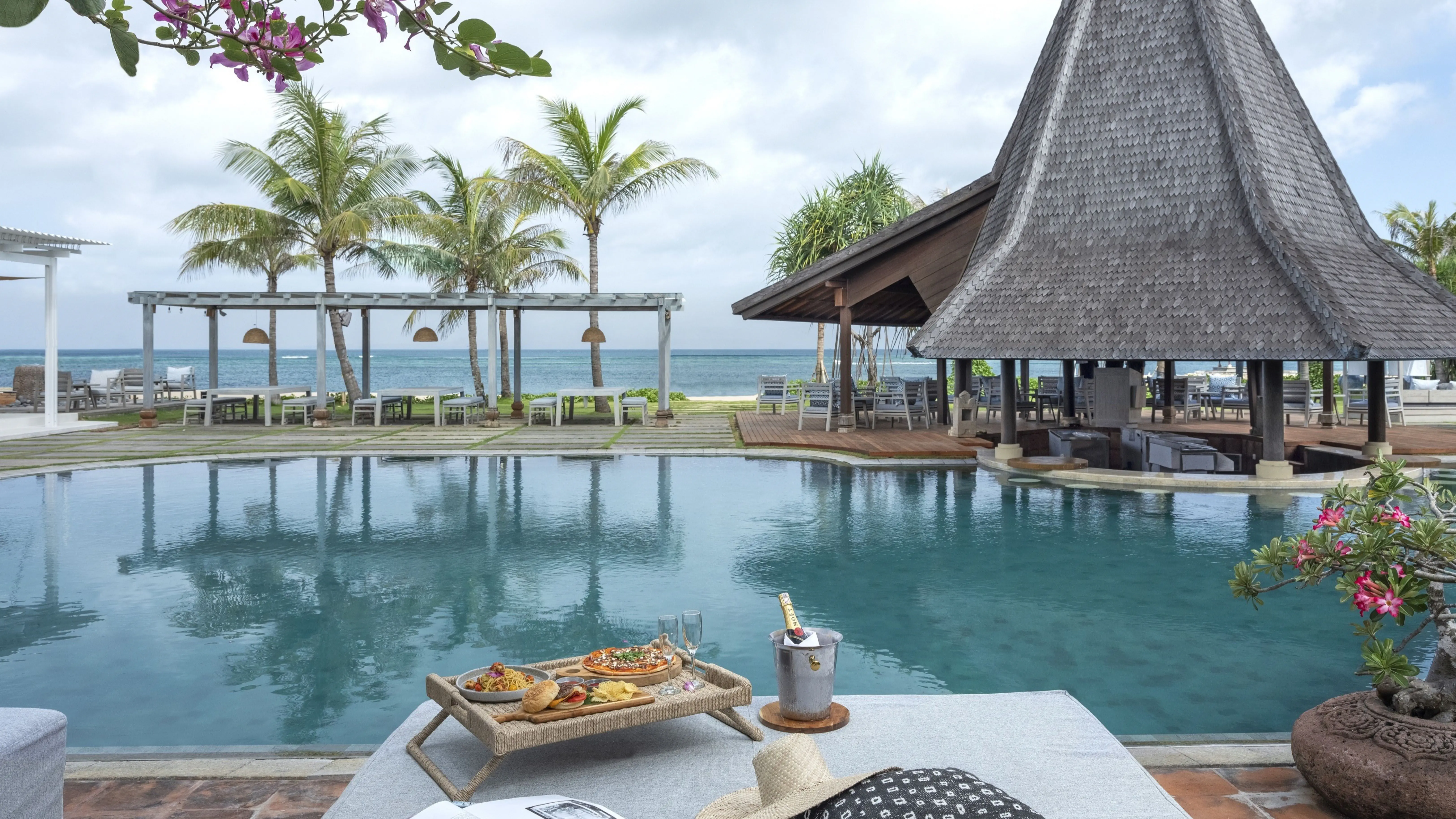 SADARA BOUTIQUE BEACH RESORT BALI
