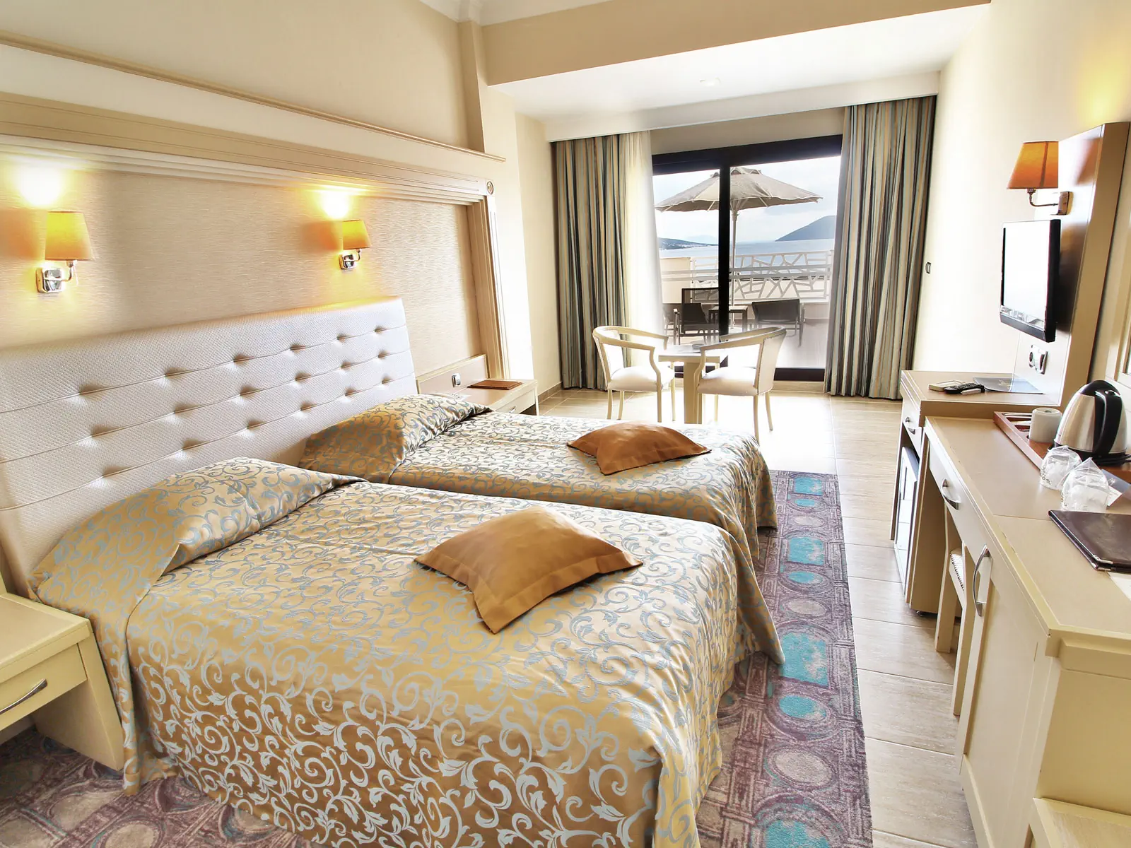 AZKA HOTEL
