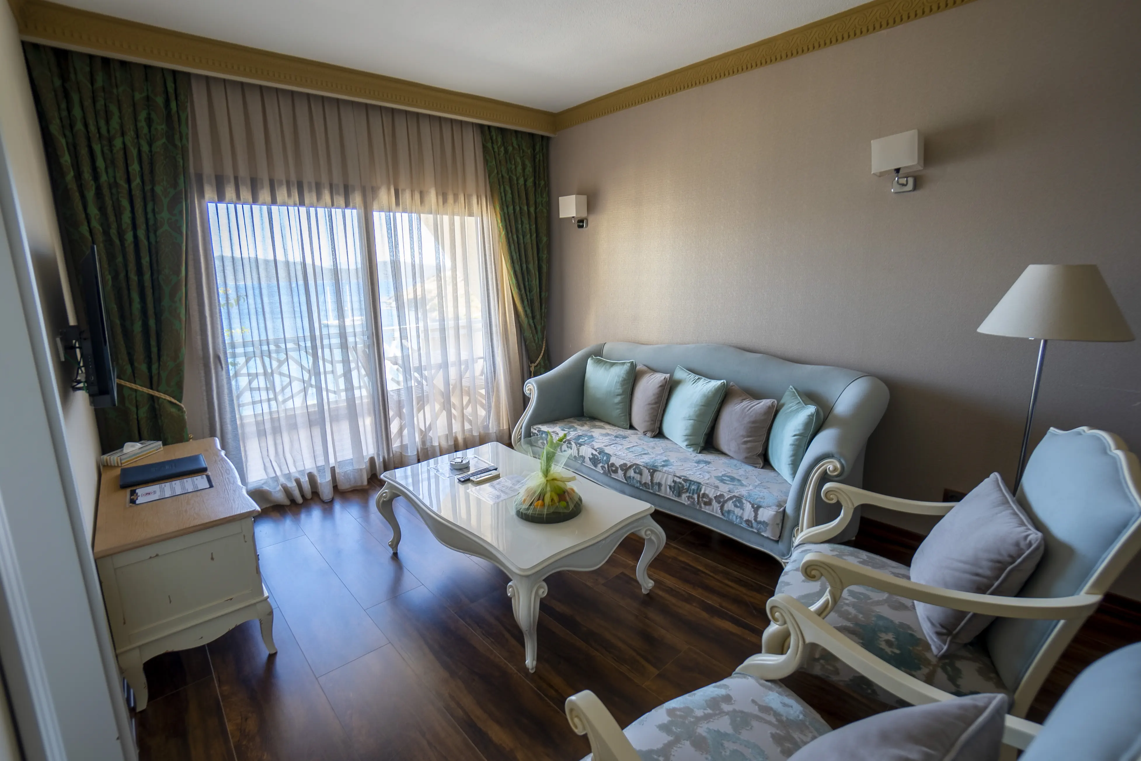AZKA HOTEL