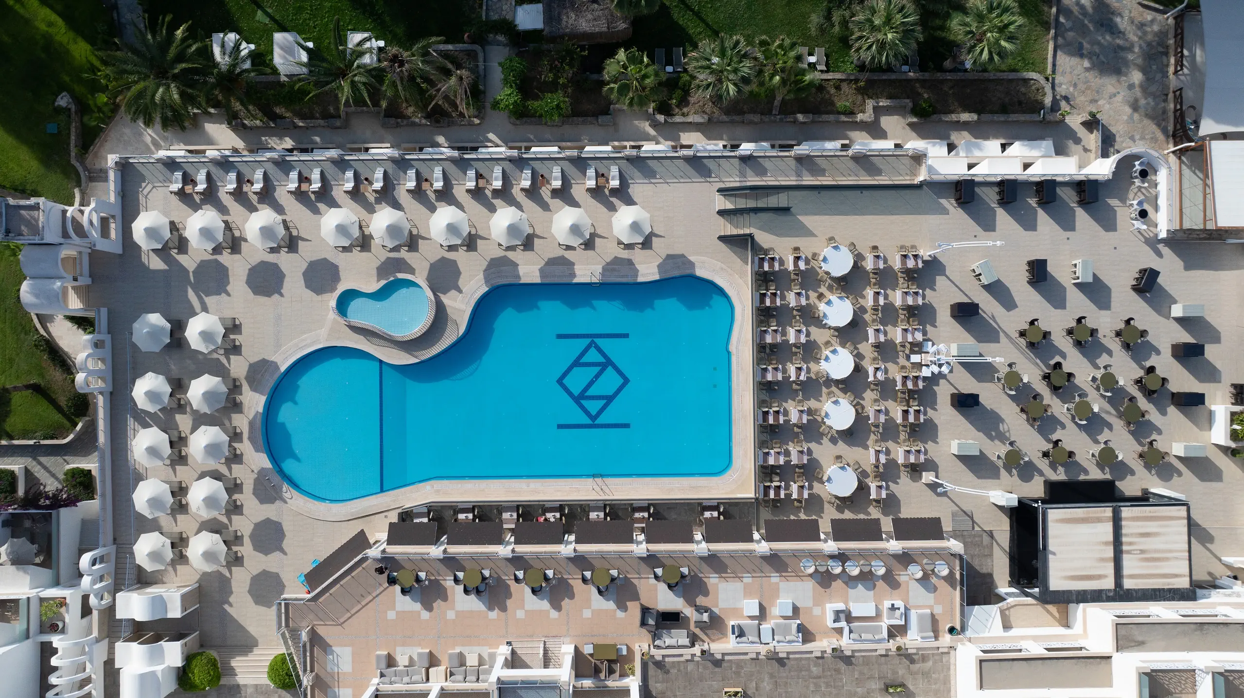 AZKA HOTEL