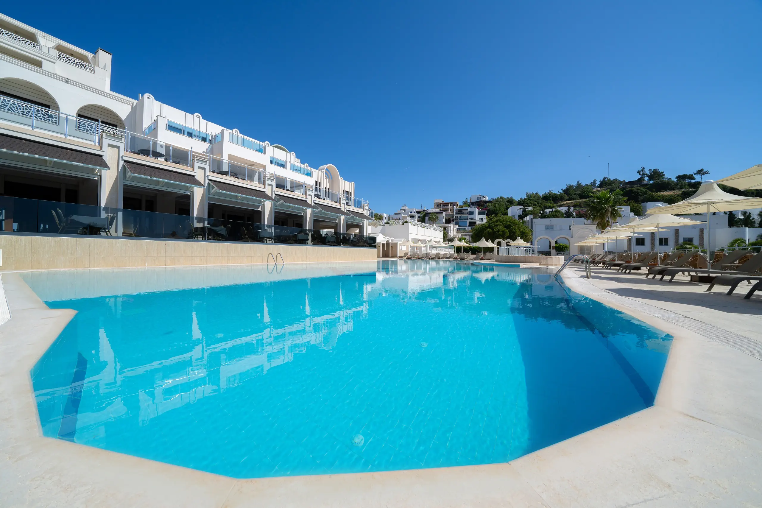 AZKA HOTEL