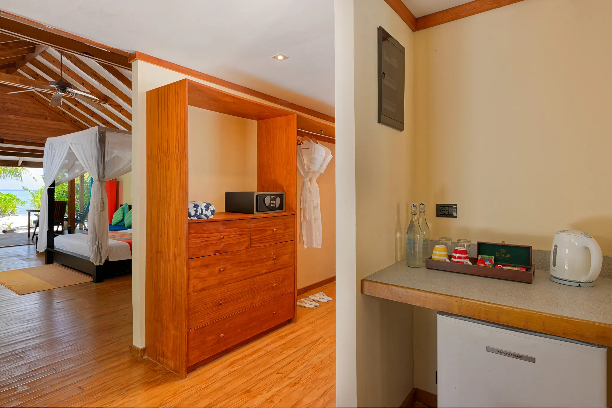 CANAREEF RESORT MALDIVES