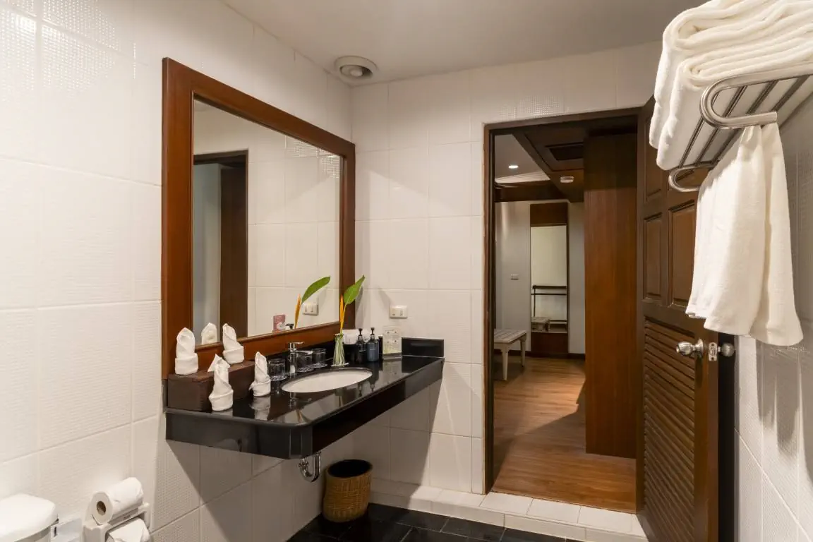 BEST WESTERN PREMIER BANGTAO BEACH RESORT & SPA