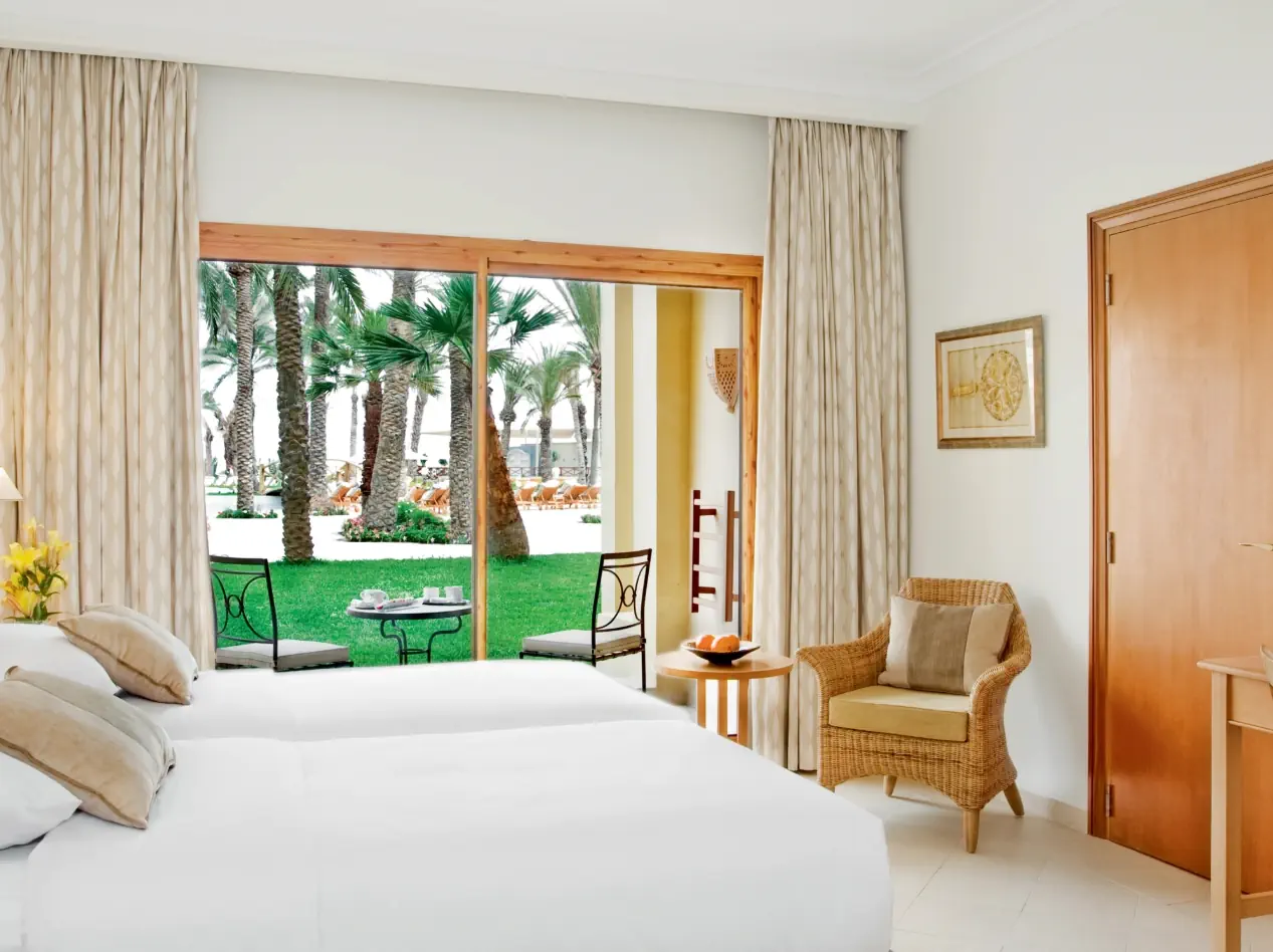 Movenpick Resort & Marine photo 2