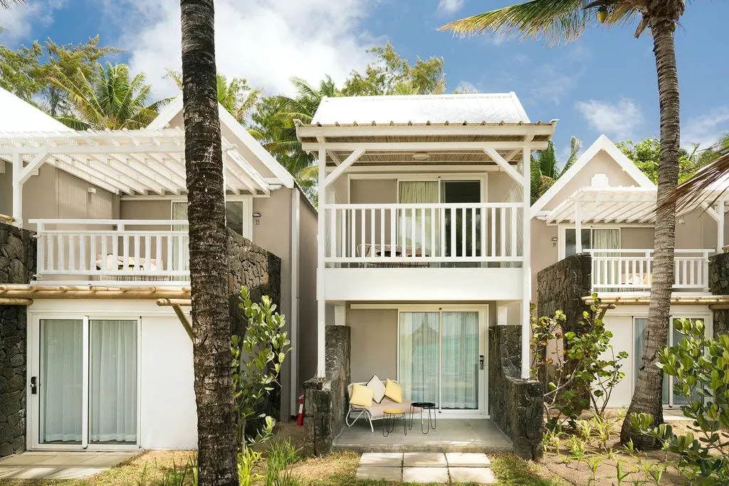 TROPICAL ATTITUDE