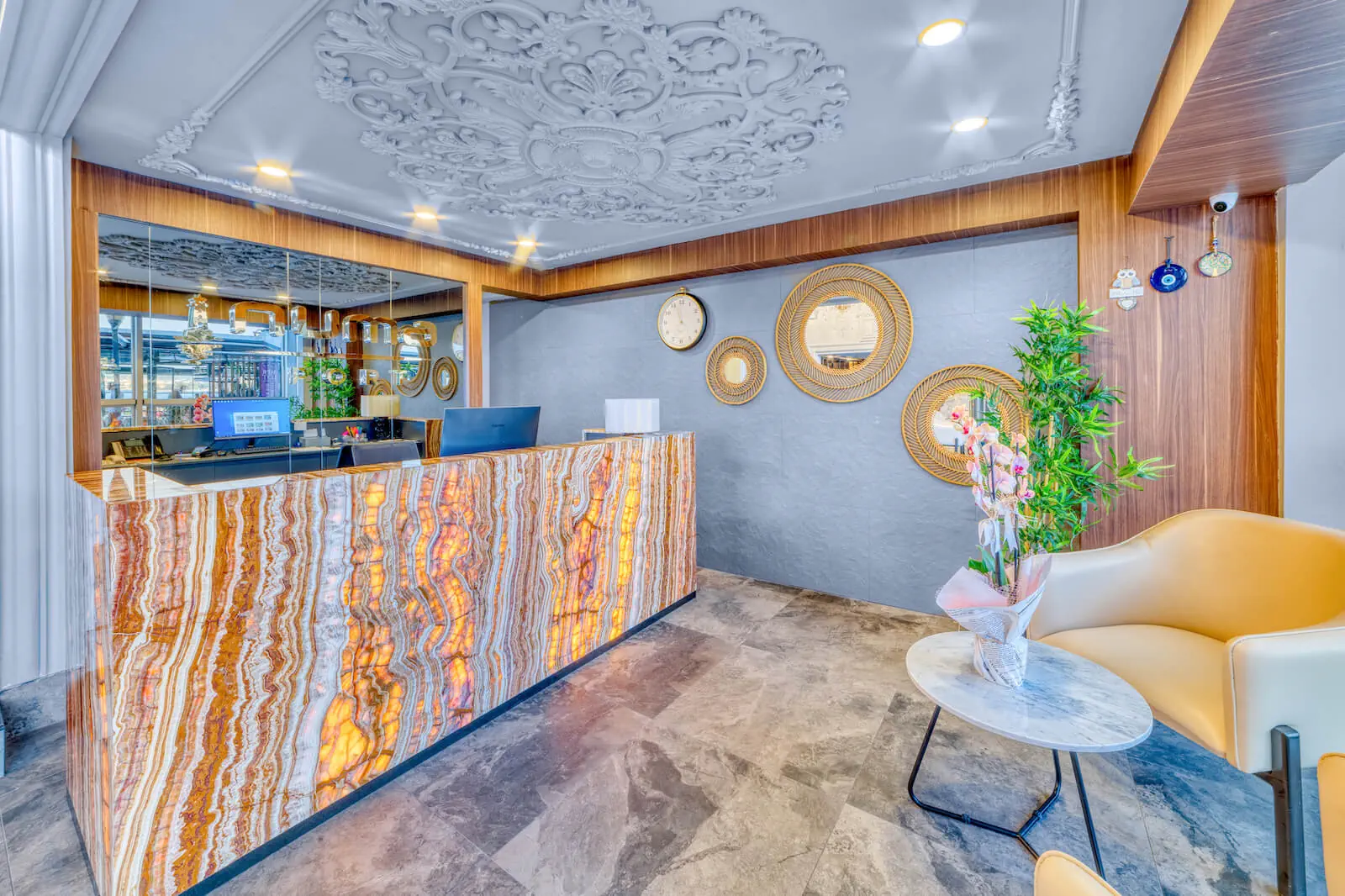 NUMA PORT HOTEL