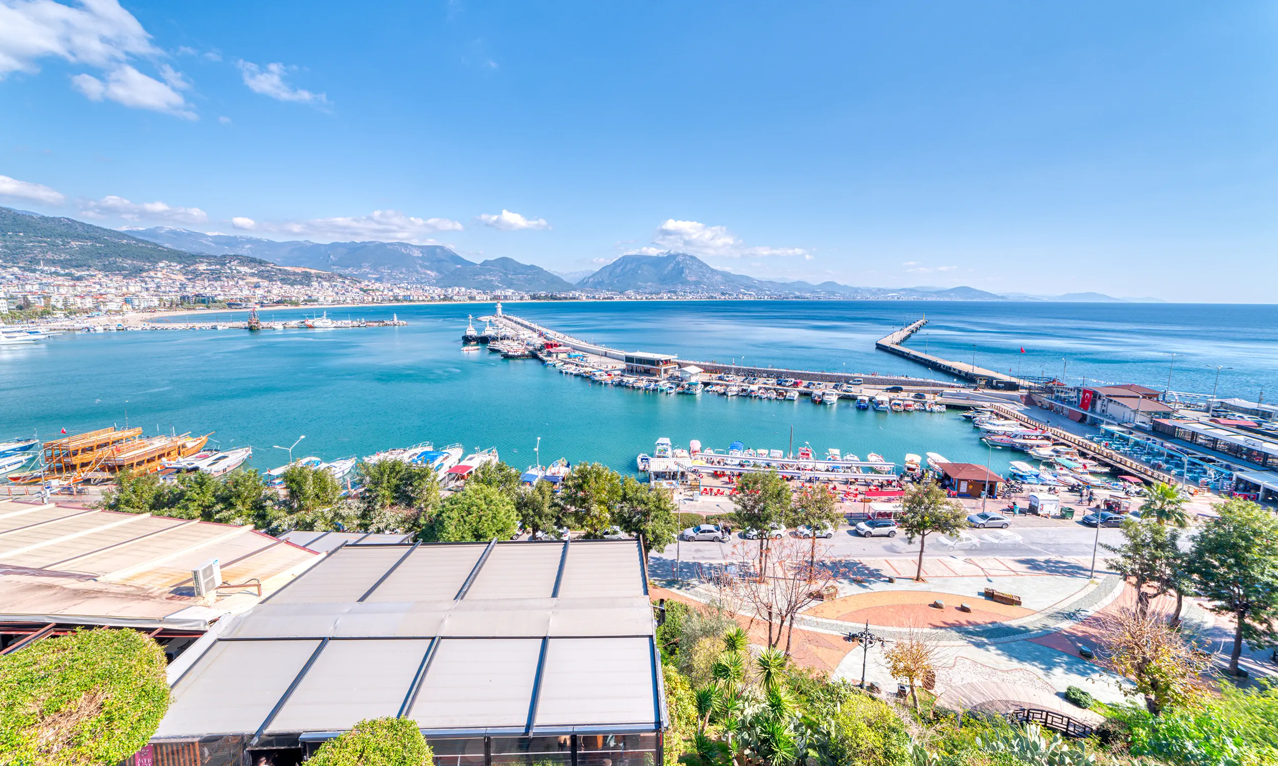 NUMA PORT HOTEL
