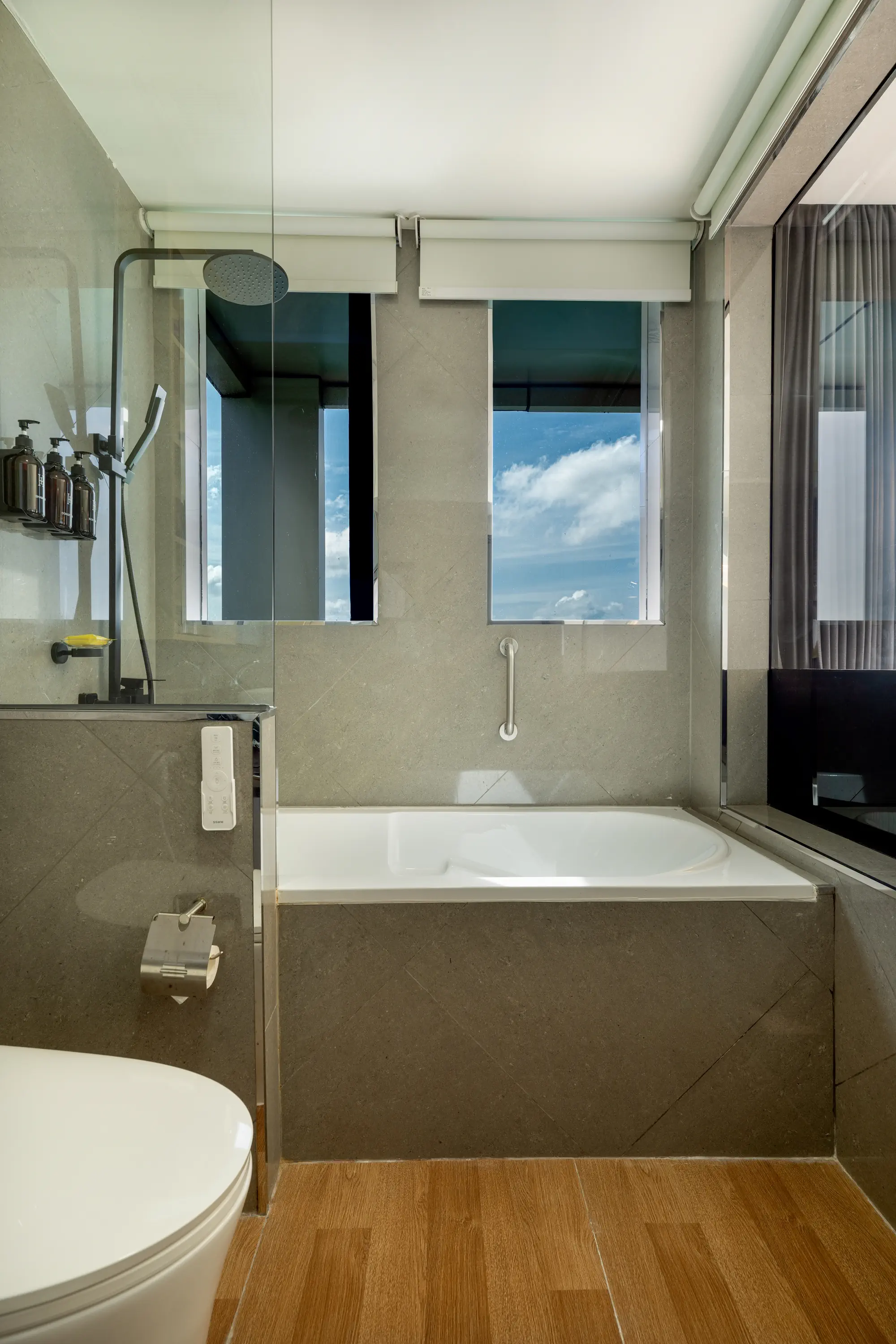 SWARN BY HAWKS HOTELS KAMADHOO BAA ATOLL