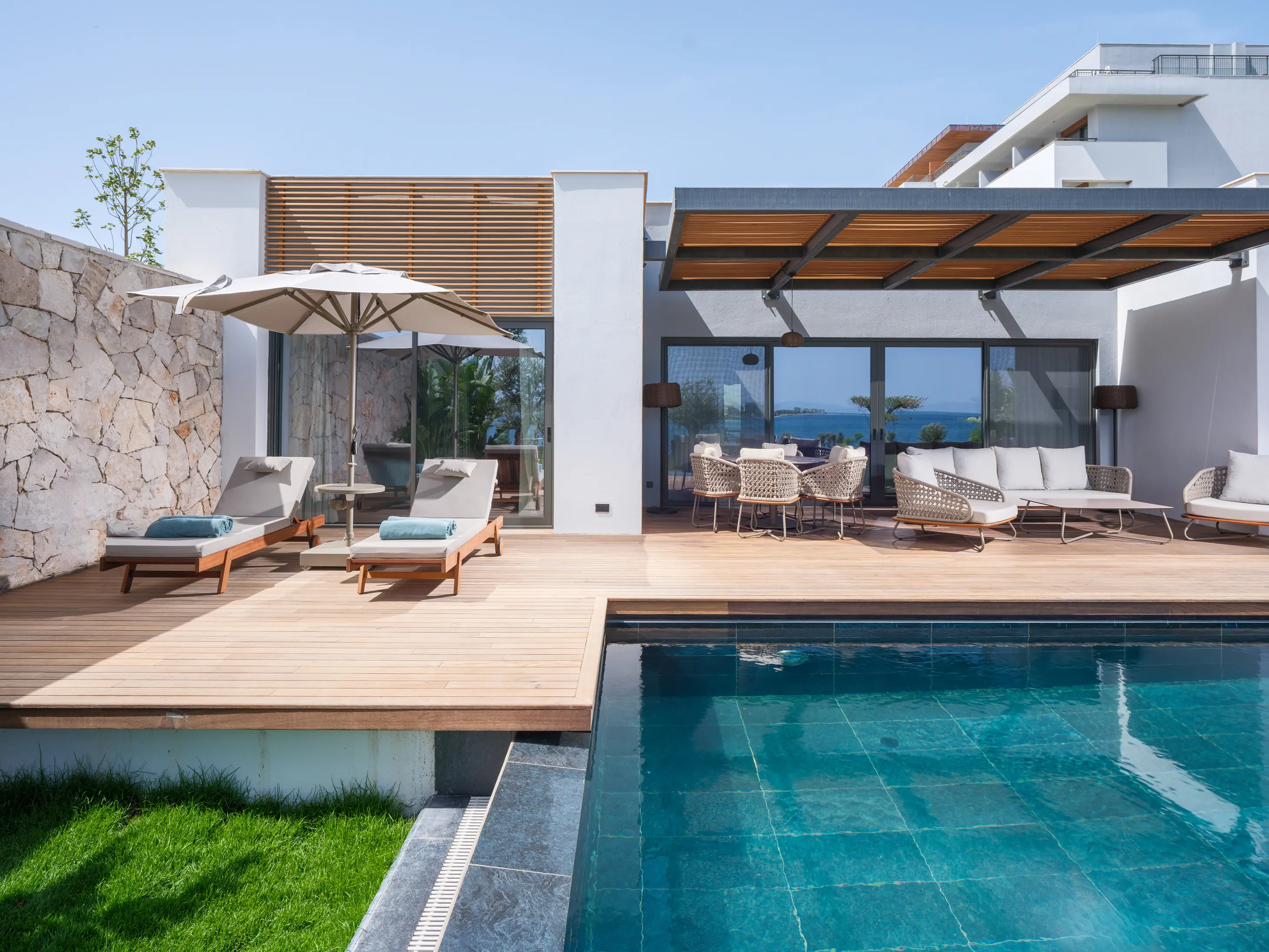 Anda Barut Collection - zdjęcie 150