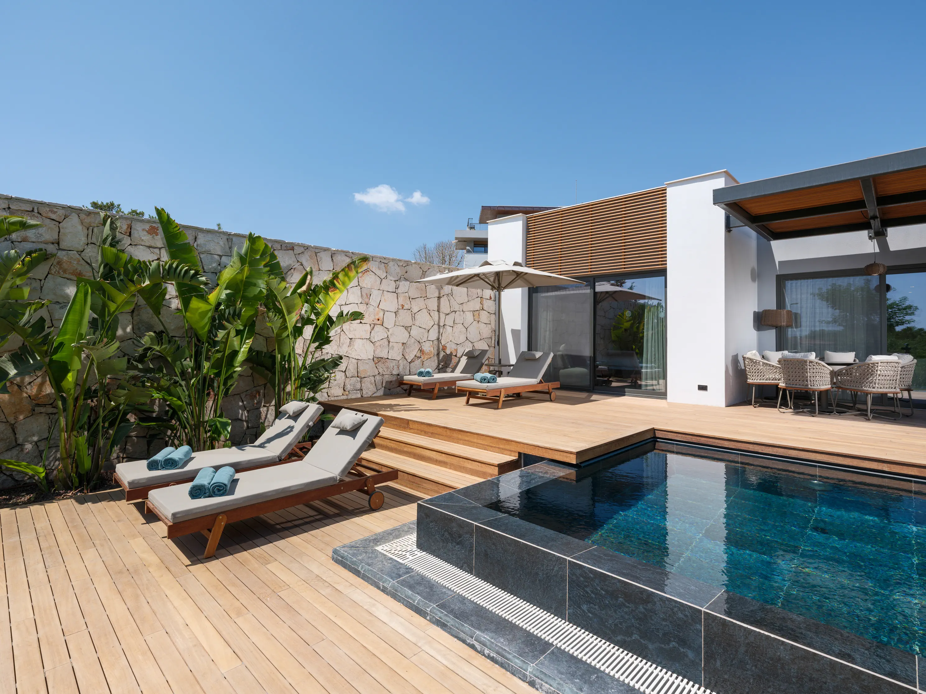 Anda Barut Collection - zdjęcie 127