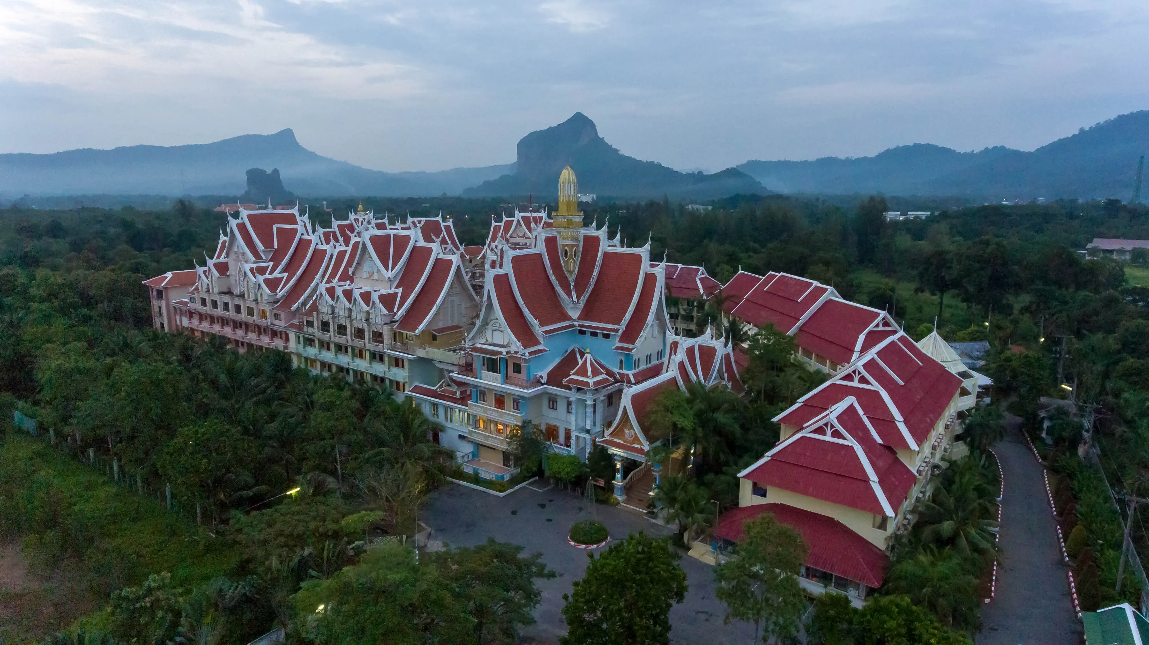 Ayodhaya Palace Beach Resort - zdjęcie 4