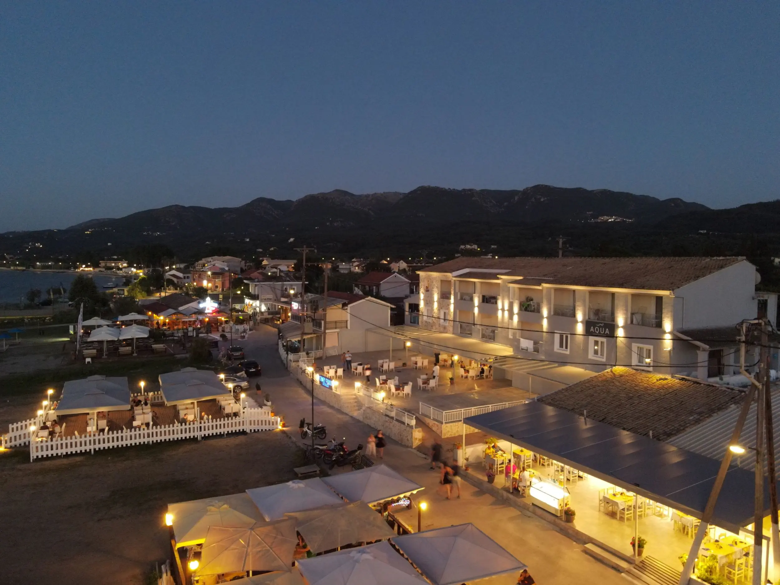 Aqua Luxury Suites photo 3