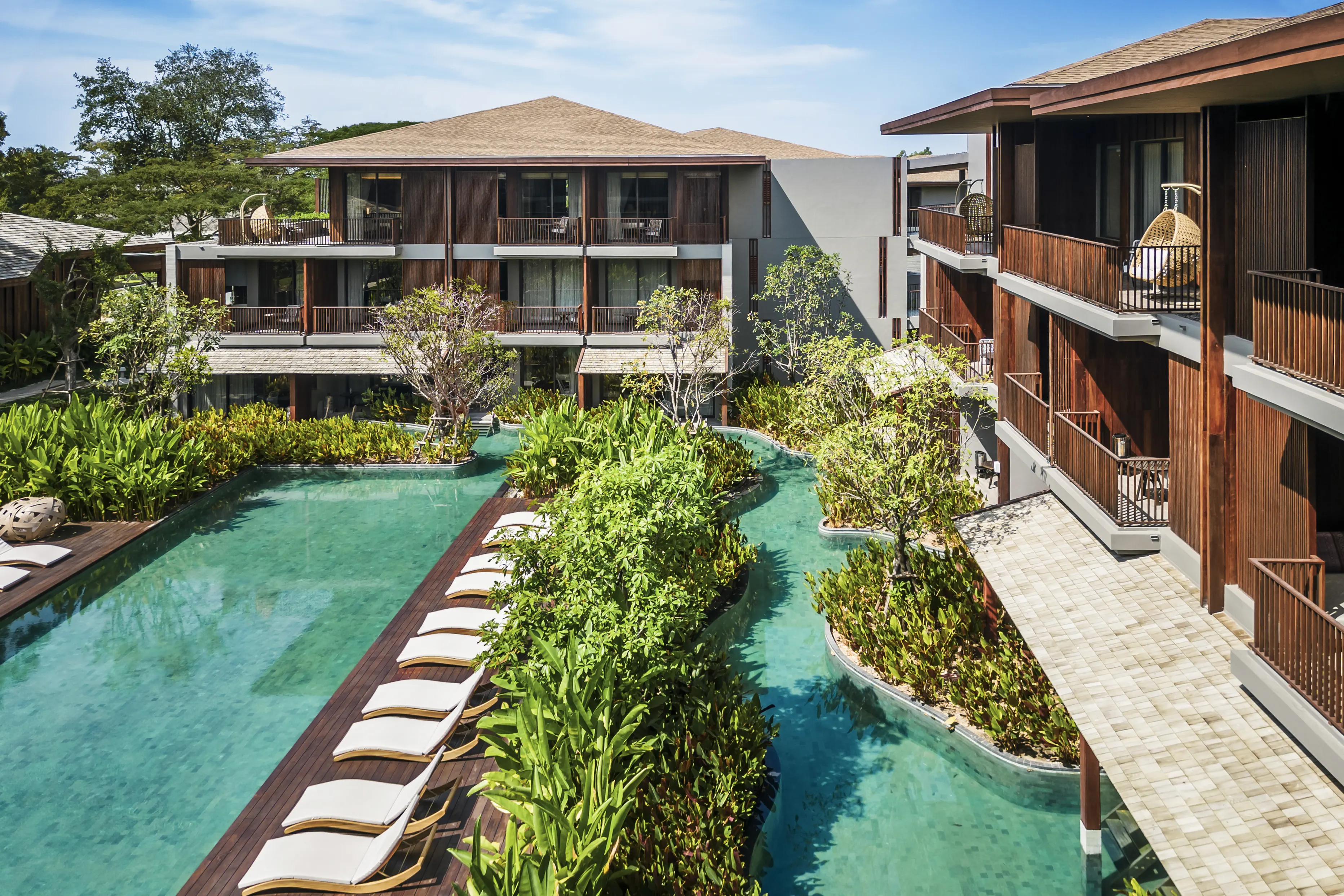 ANDAZ PATTAYA JOMTIEN BEACH