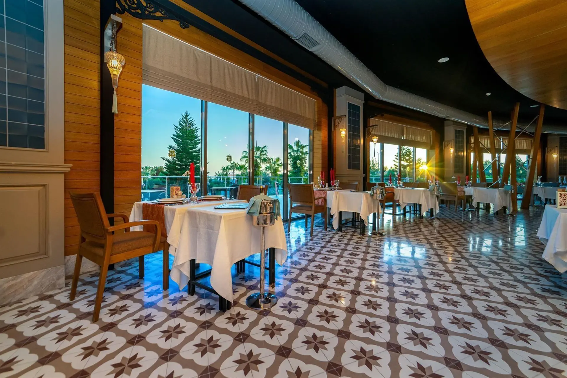 Commodore Elite Suites & Spa - zdjęcie 48