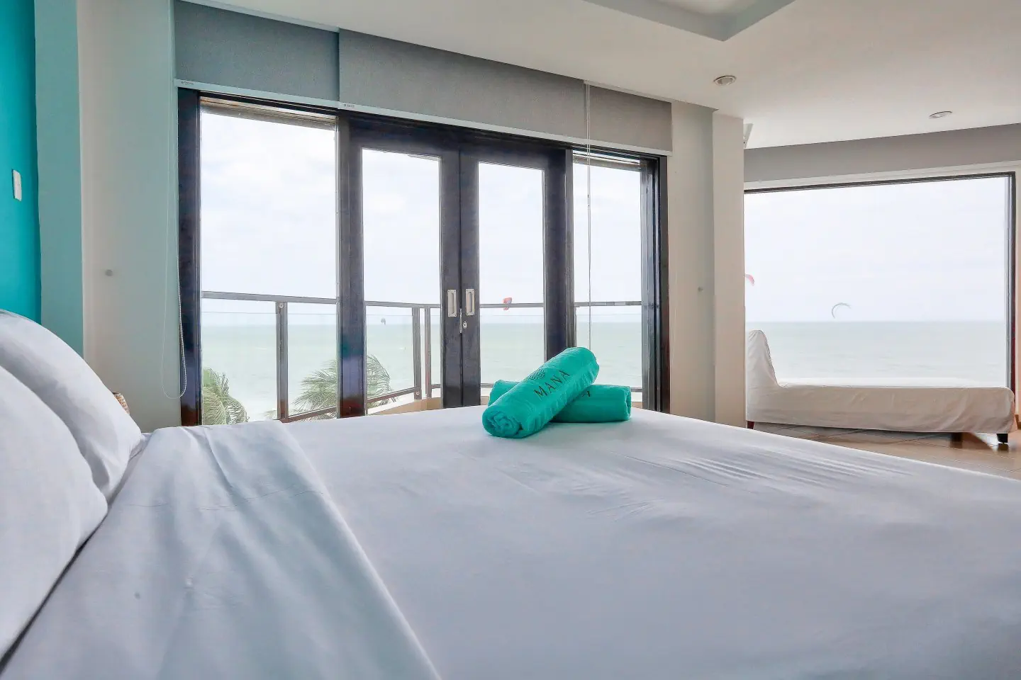 MANA MUINE BEACH RESORT