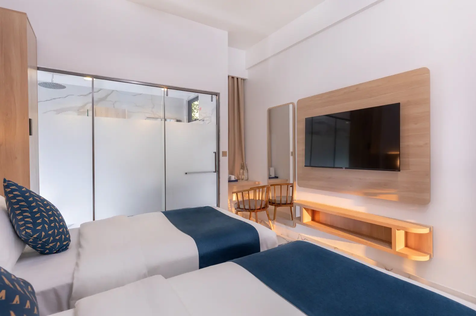 ARRIVAL BEACH & SPA, GULHI