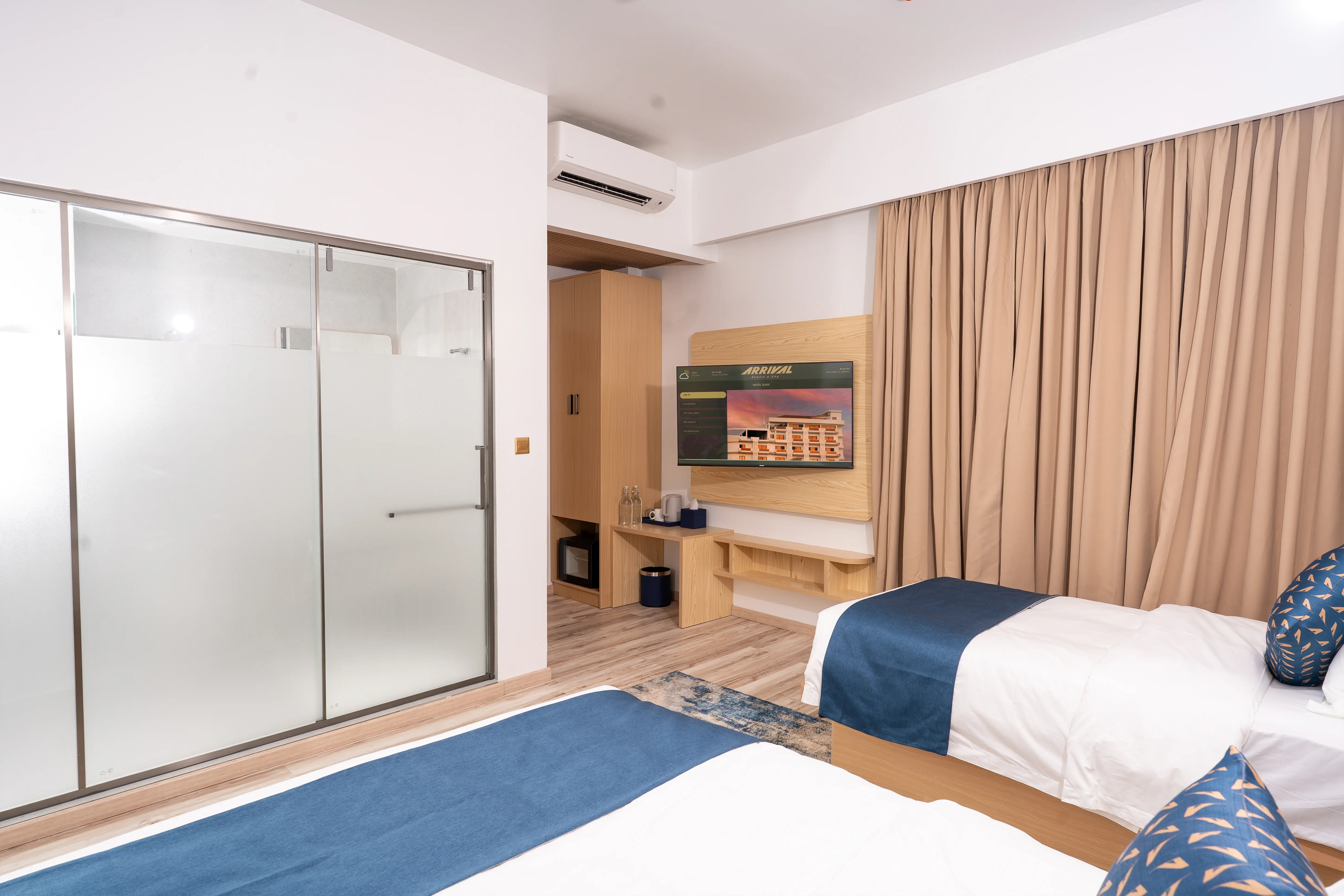 ARRIVAL BEACH & SPA, GULHI