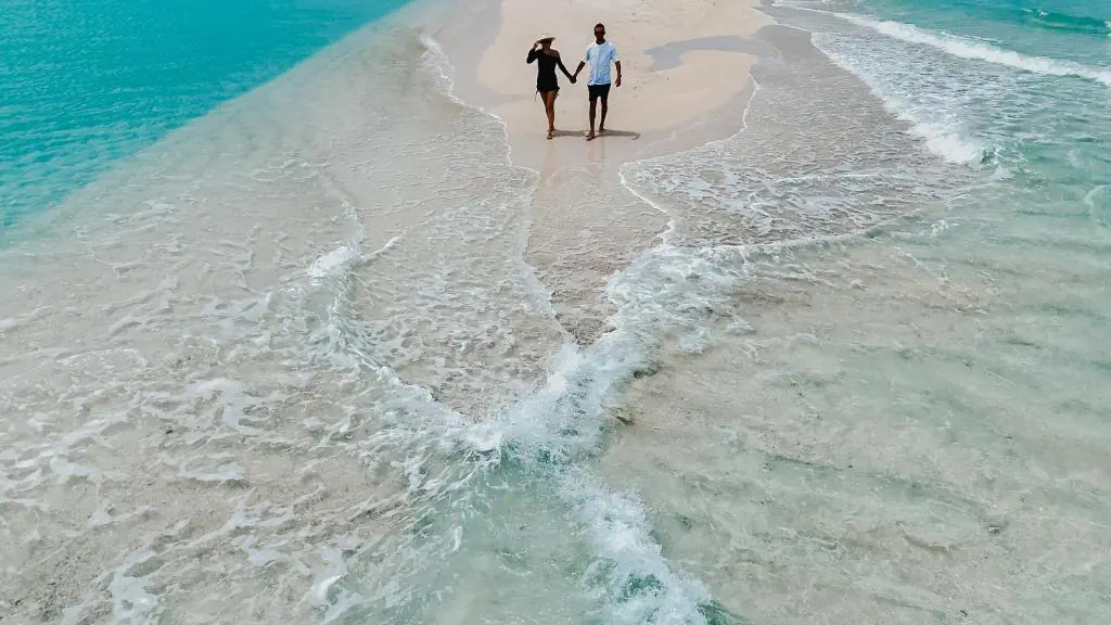 ARRIVAL BEACH & SPA, GULHI
