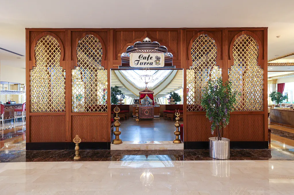 DIAMOND EXCELLENCE RESORT & SPA