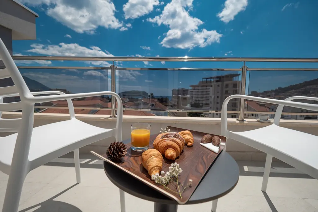 HOTEL IDILA BY AYCON